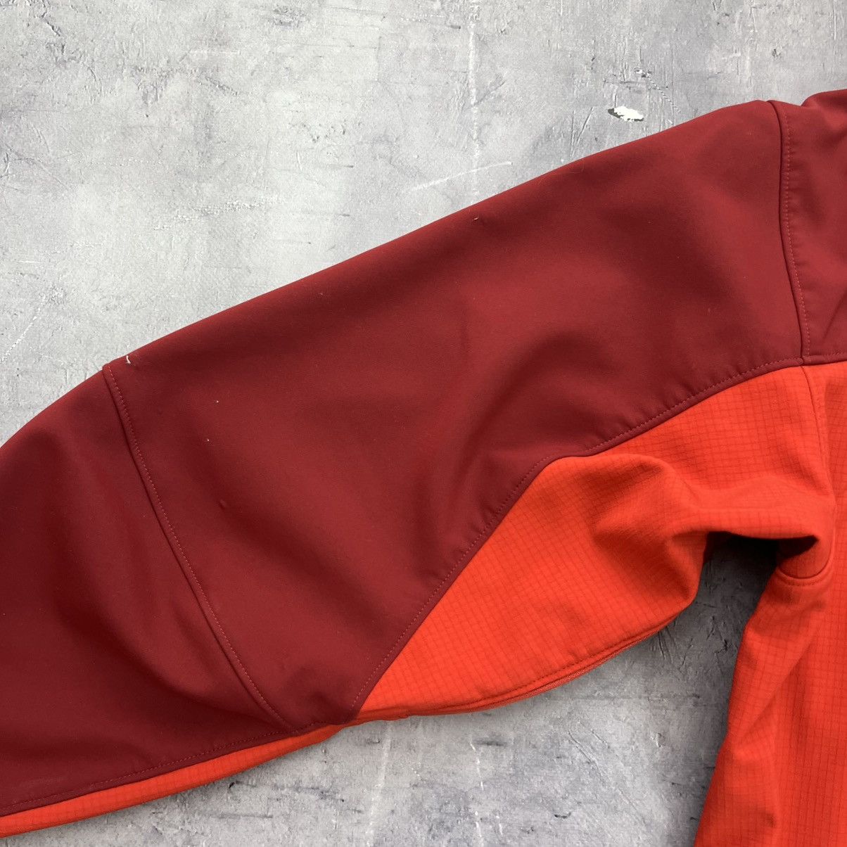 Arc'teryx Rare! Arcteryx Sigma AR Soft Shell Jacket Vintage 90s Size US L / EU 52-54 / 3 - 16 Thumbnail