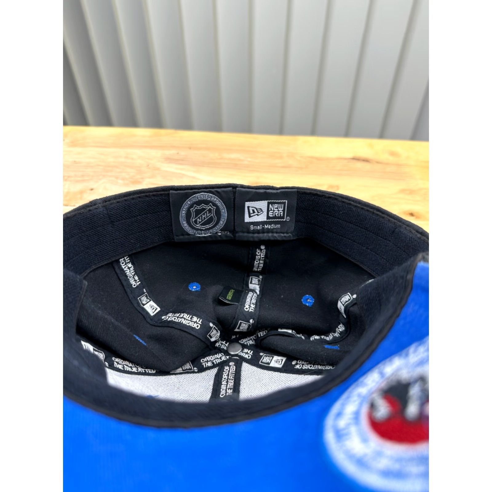 New Era Hockey Hall Of Fame Hat Cap Mens Medium Black Flex Lightweight Casual Adults Size ONE SIZE - 6 Thumbnail