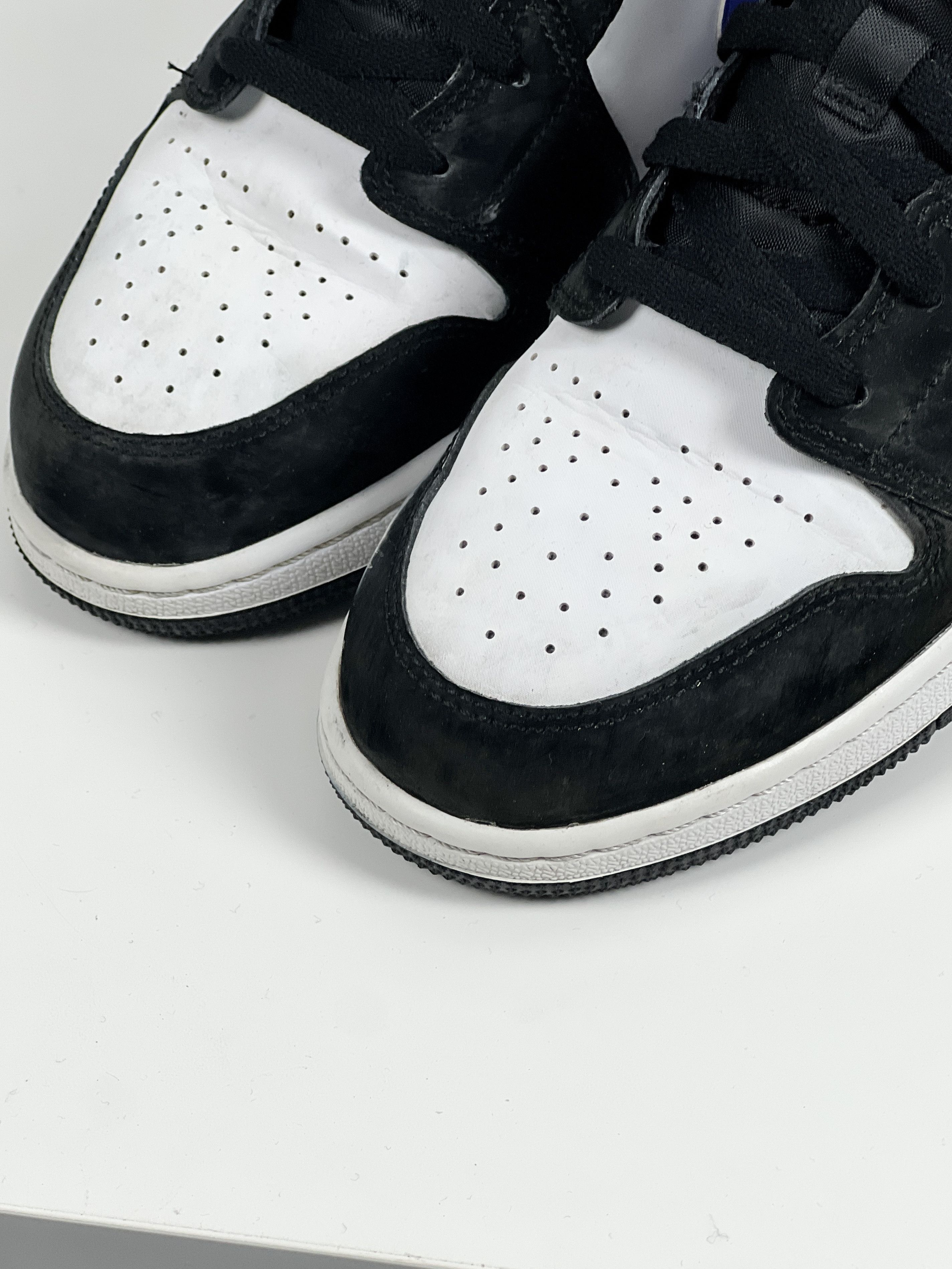 Jordan Brand Air Jordan 1 Mid GS 'Black Racer Blue' '554725-084' Size US 7 / EU 40 - 4 Thumbnail