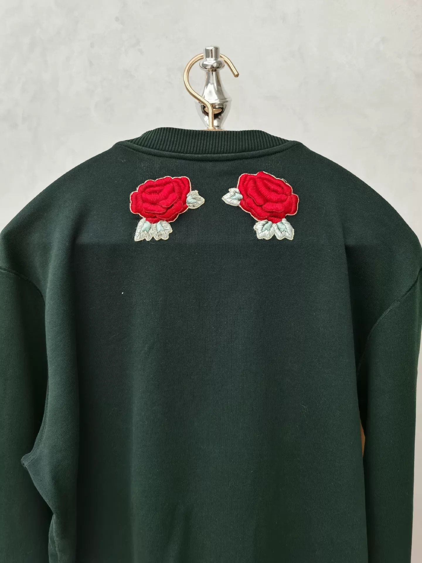 Dolce & Gabbana Dolce&Gabbana Crystal Rose 3D Embroidery Size 50 Worn Once Dry Cleaned Size US M / EU 48-50 / 2 - 4 Thumbnail