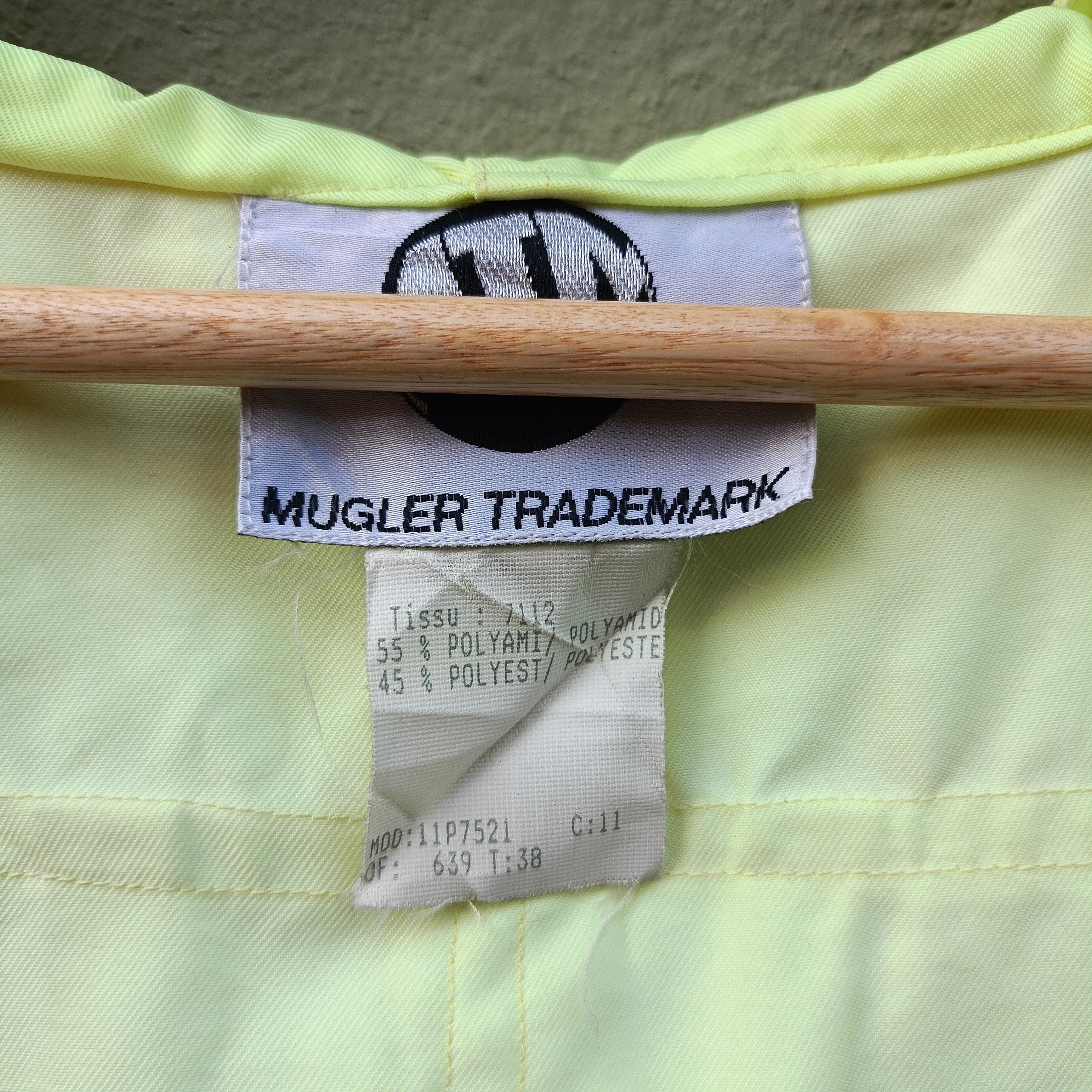 Japanese Brand MUGLER JACKET/BAG Size US XL / EU 56 / 4 - 9 Thumbnail