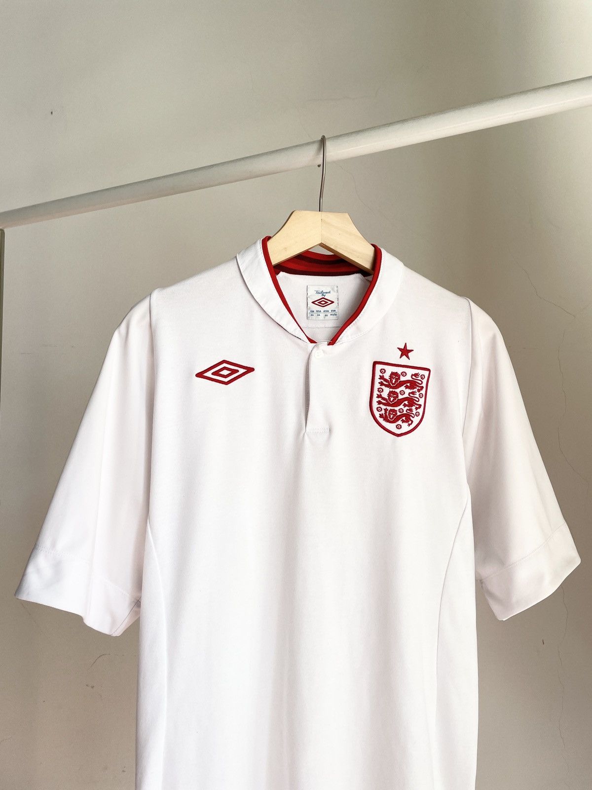 Umbro VINTAGE 🐦‍🔥 Umbro x England Football Team Polo jersey Tee Size US M / EU 48-50 / 2 - 3 Thumbnail