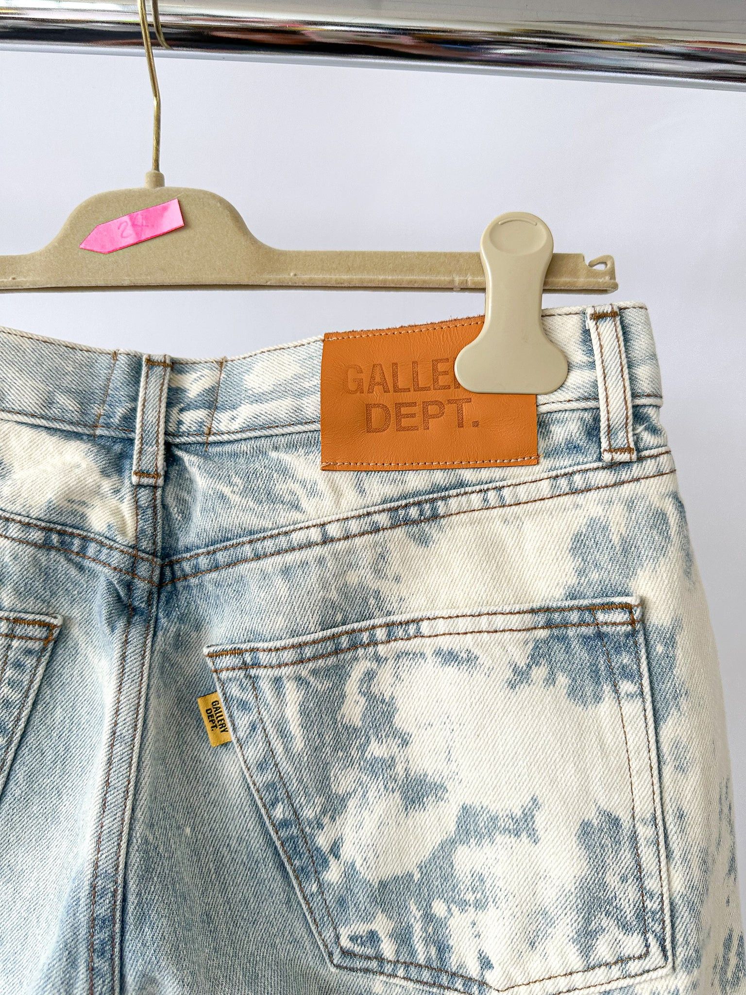 Gallery Dept. Gallery Dept Levi 501 Surf Side Beached Reworked Jeans Size US 32 / EU 48 - 8 Thumbnail