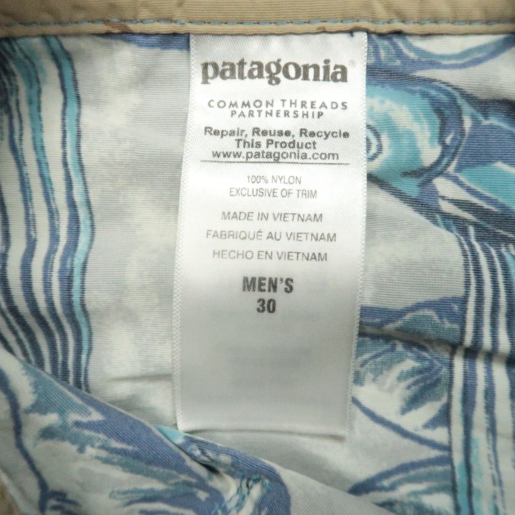 Patagonia Patagonia Board Shorts Mens 30 Blue Printed Wavefarer Flying Fish Swim Size US 30 / EU 46 - 6 Thumbnail