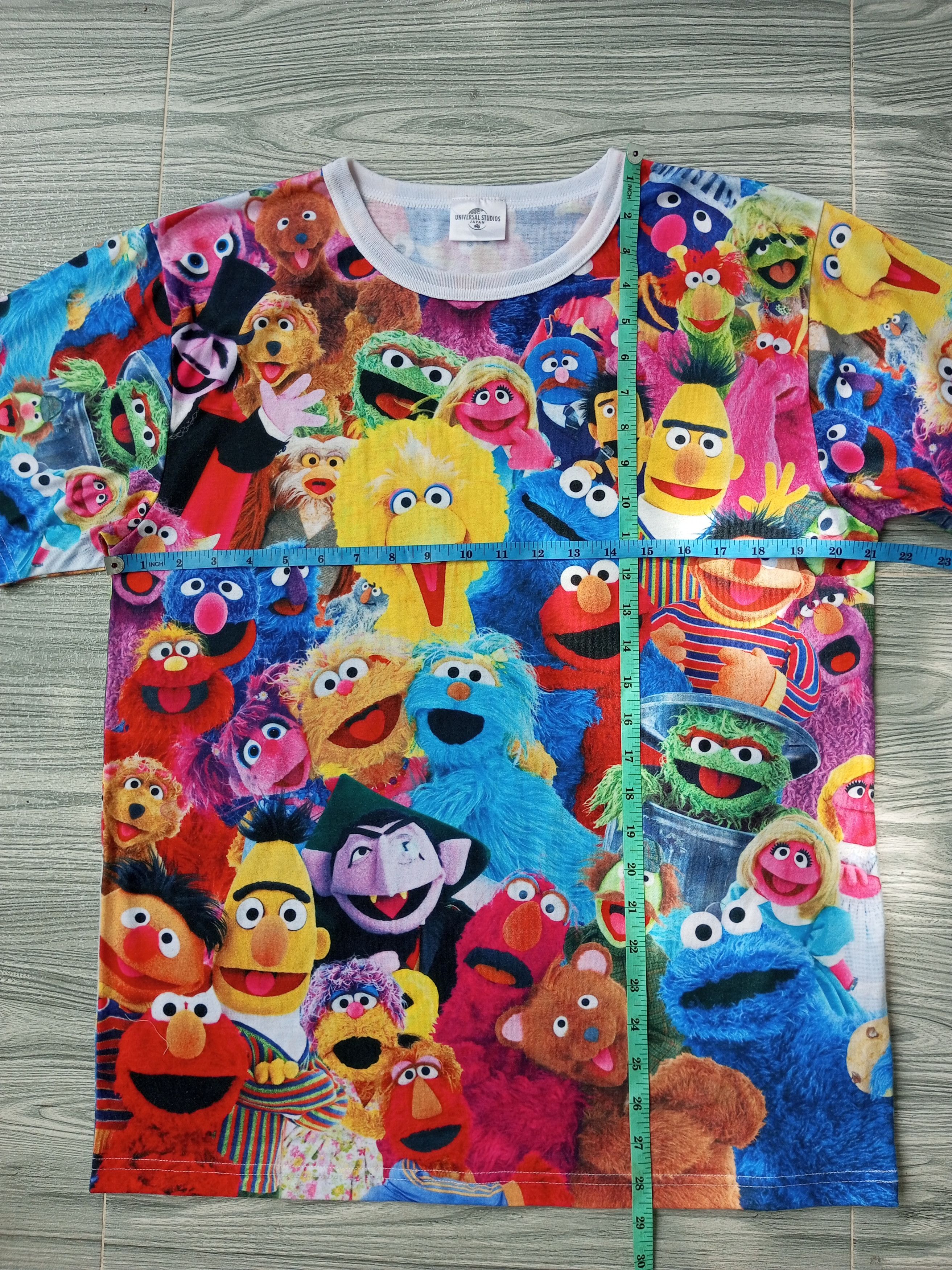 Japanese Brand Vintage Sesame Street All Over Print L Size US L / EU 52-54 / 3 - 9 Thumbnail