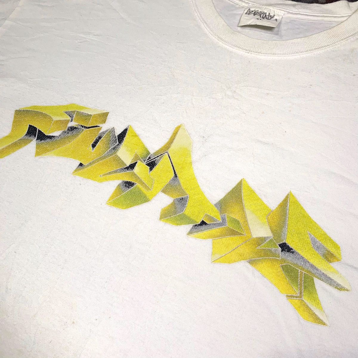 Vintage 90s Graffiti Tshirt from DAUM 3D Style Size US XL / EU 56 / 4 - 6 Thumbnail
