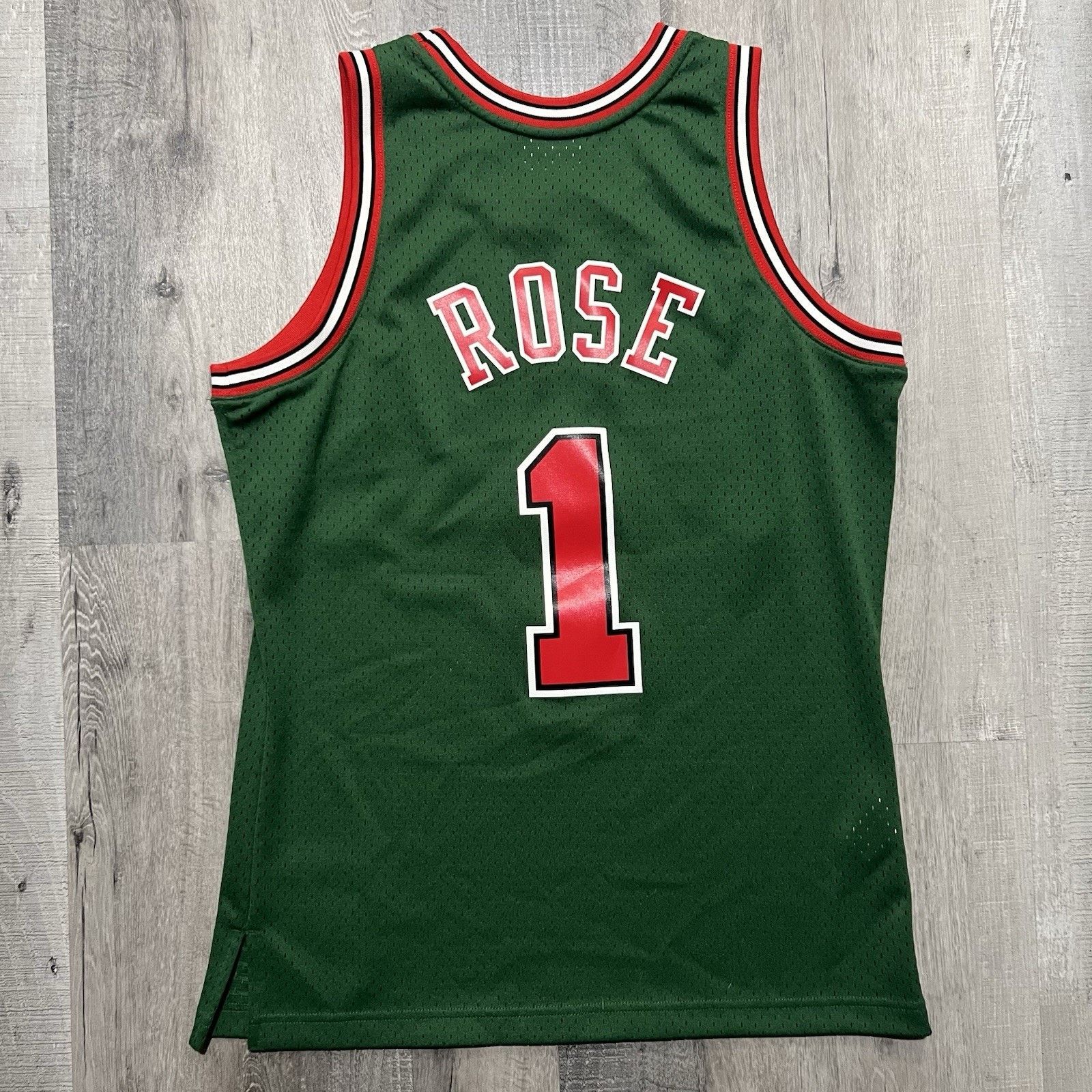 Mitchell & Ness Mitchell & Ness NBA Chicago Bulls Derrick Rose #1 Jersey M Size US M / EU 48-50 / 2 - 2 Thumbnail