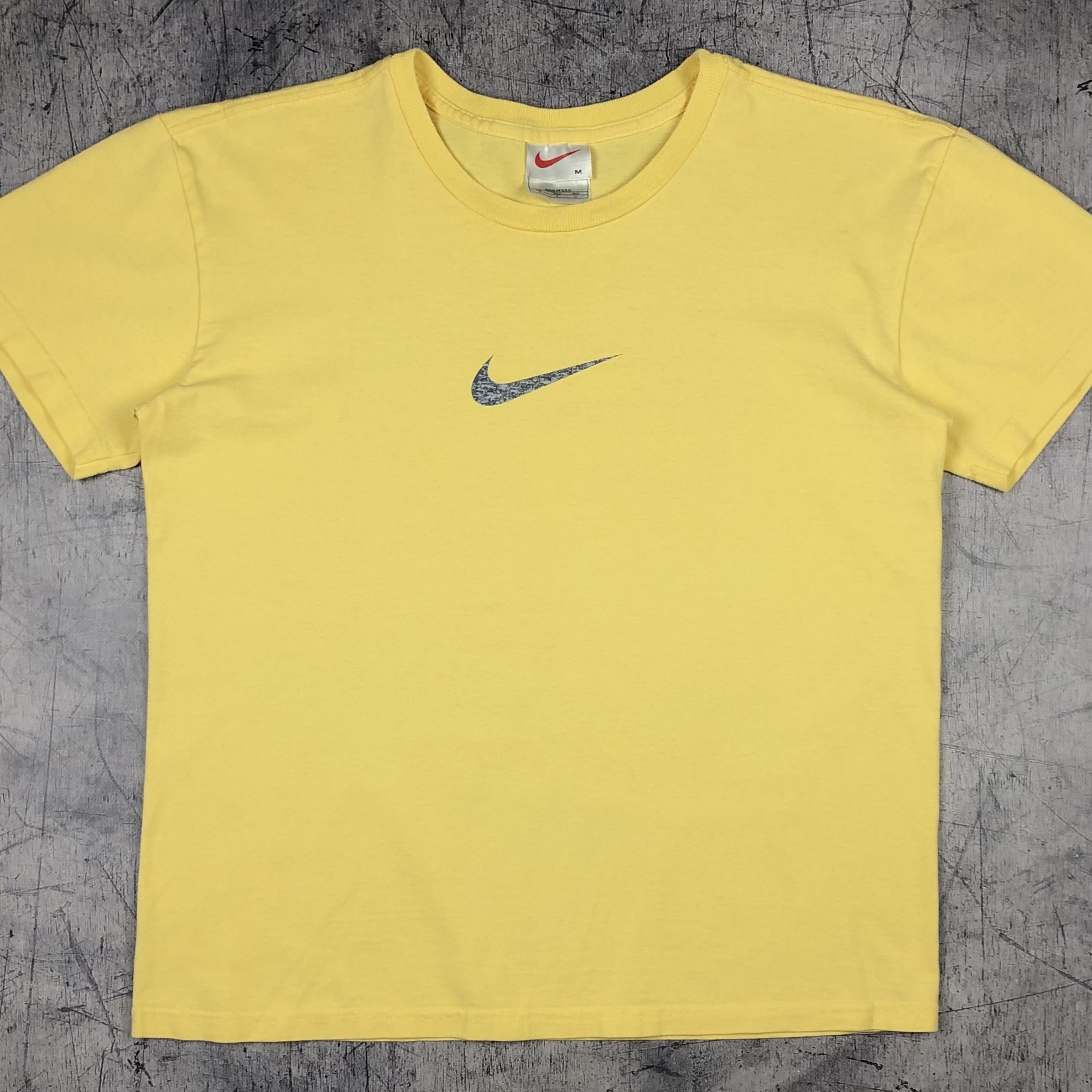 Nike Vintage Nike USA Graphic Swoosh Tee Size M / US 6-8 / IT 42-44 - 1 Thumbnail