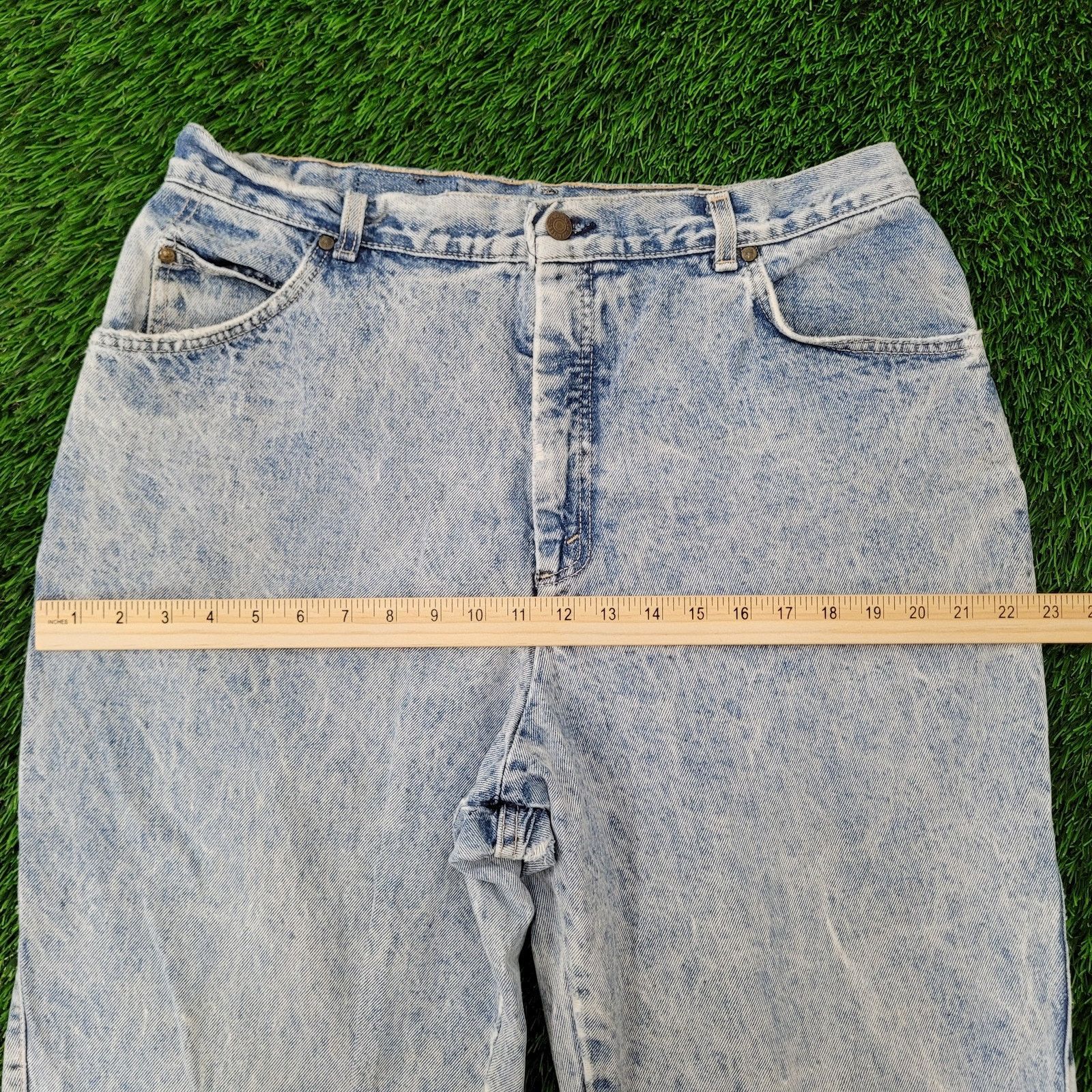 Levi's Vintage LEVIS 573 Tapered Jeans Womens 16/18 34x31 Acid-Wash Size 40" / US 18 - 20 Thumbnail