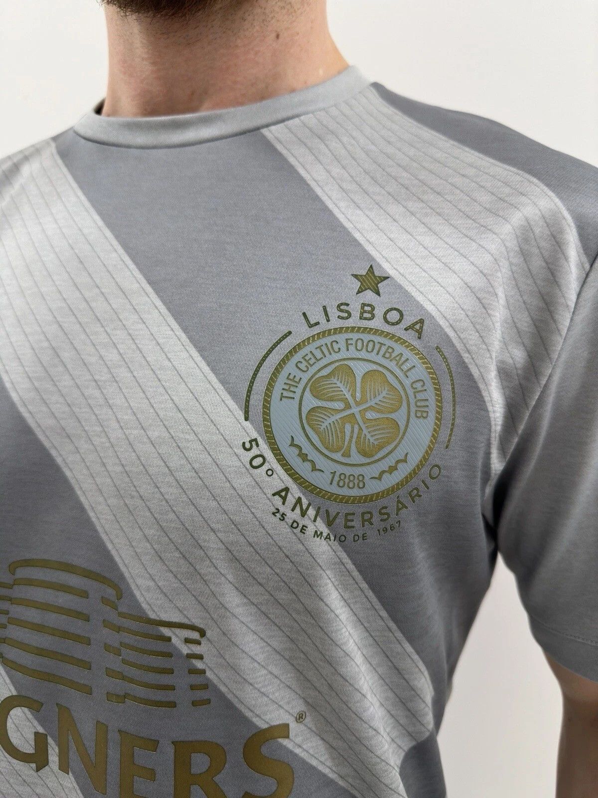 New Balance Fc Celtic 2017 2018 Pre Match Training Shirt Jersey Soccer Size US L / EU 52-54 / 3 - 5 Thumbnail