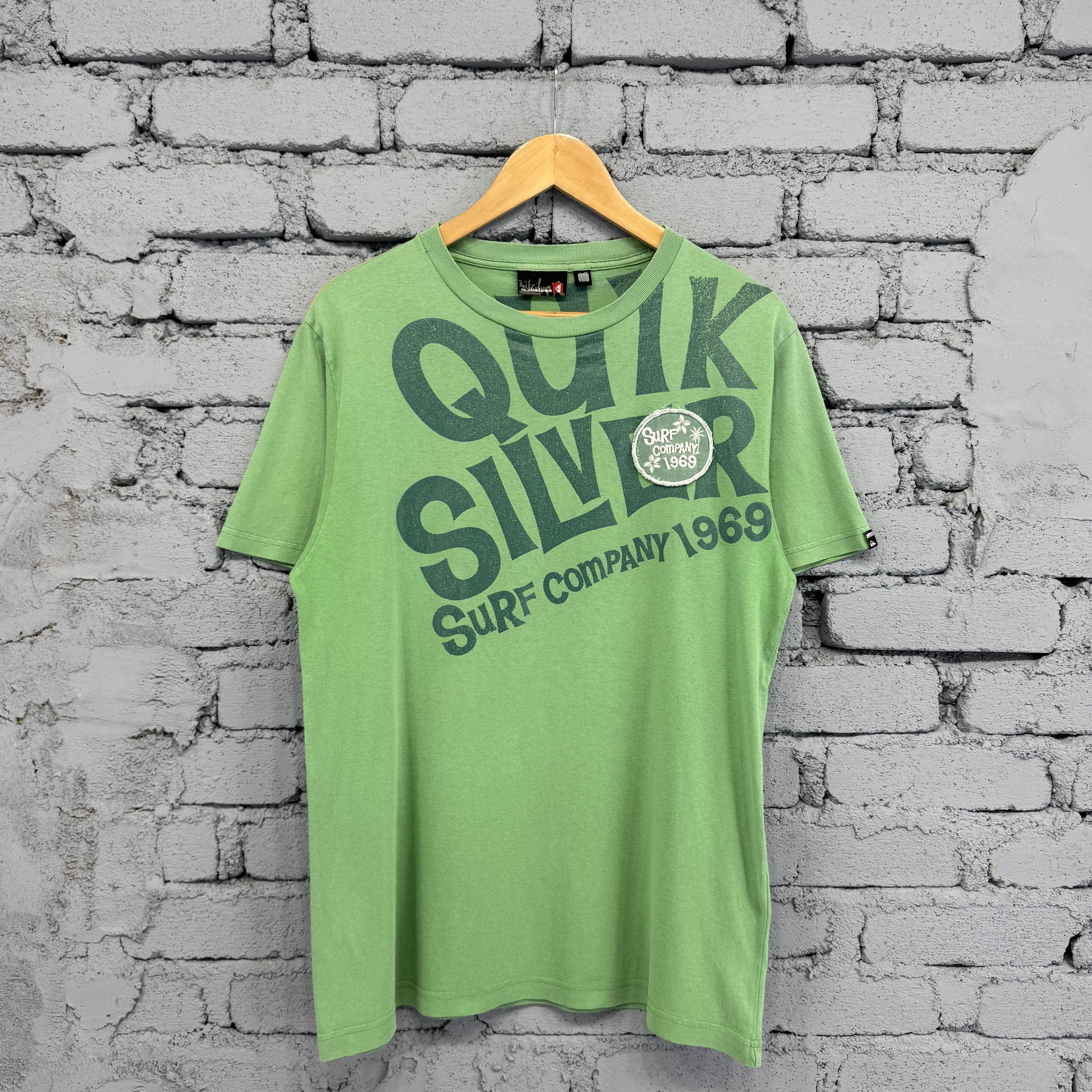Quiksilver Vintage Quicksilver Surf Company Sunfaded Tshirt Size US M / EU 48-50 / 2 - 1 Thumbnail