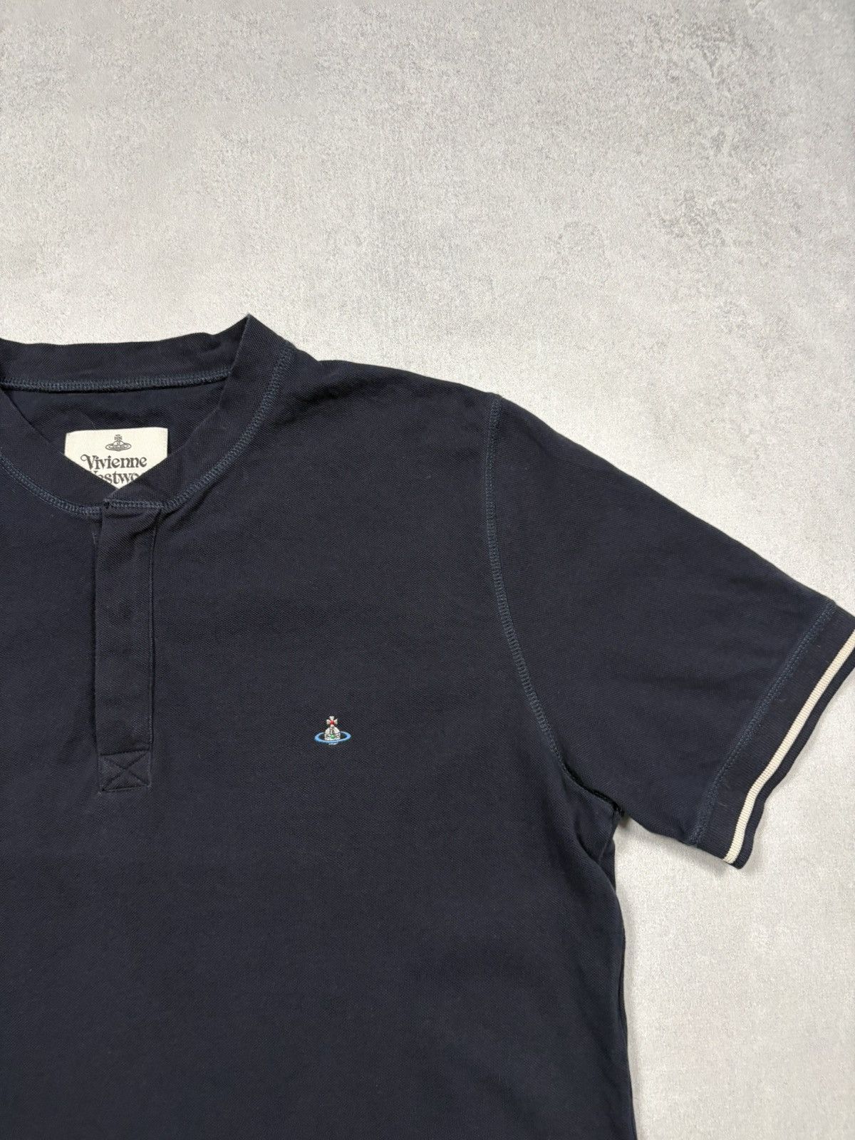 Vivienne Westwood Vivienne Westwood Orb Logo Button Up T-Shirt Navy Blue L Size US L / EU 52-54 / 3 - 2 Thumbnail