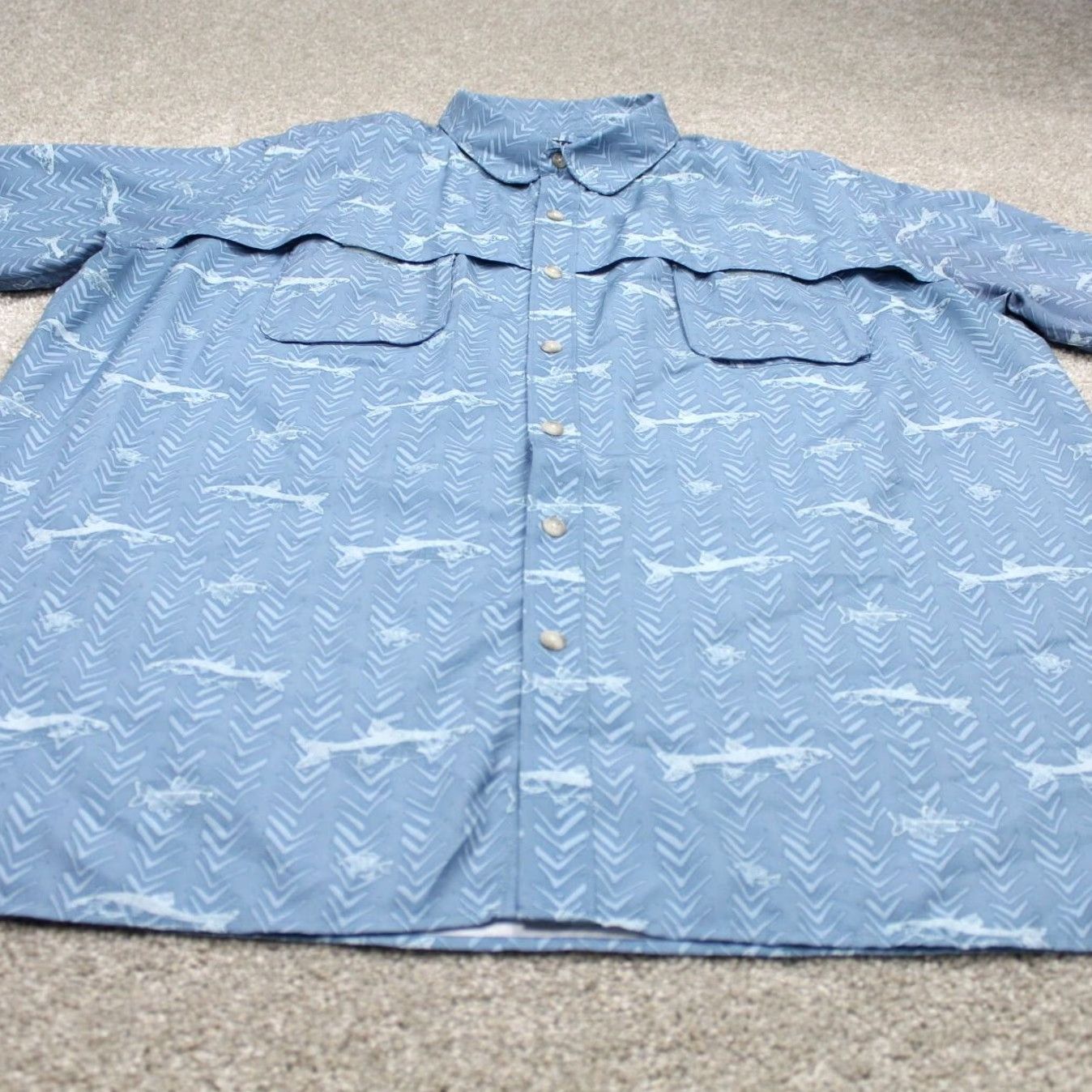 Chaps Chaps AOP Shirt Mens XL Blue Quick Dry Shark Print S/S Snap Collar Shirt Size US XL / EU 56 / 4 - 2 Thumbnail