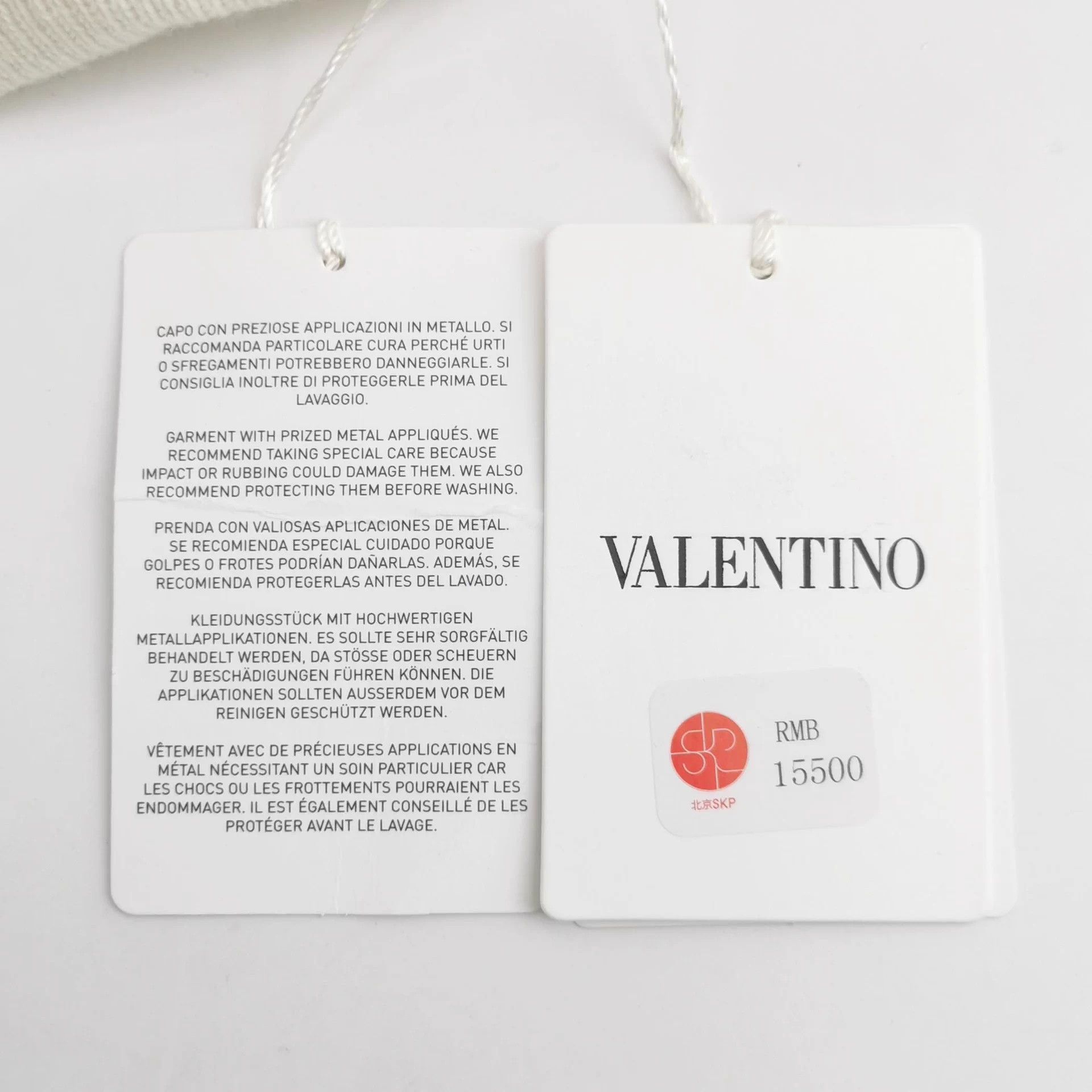 Valentino Valentino New With Tags S knit sweater Size S / US 4 / IT 40 - 2 Thumbnail