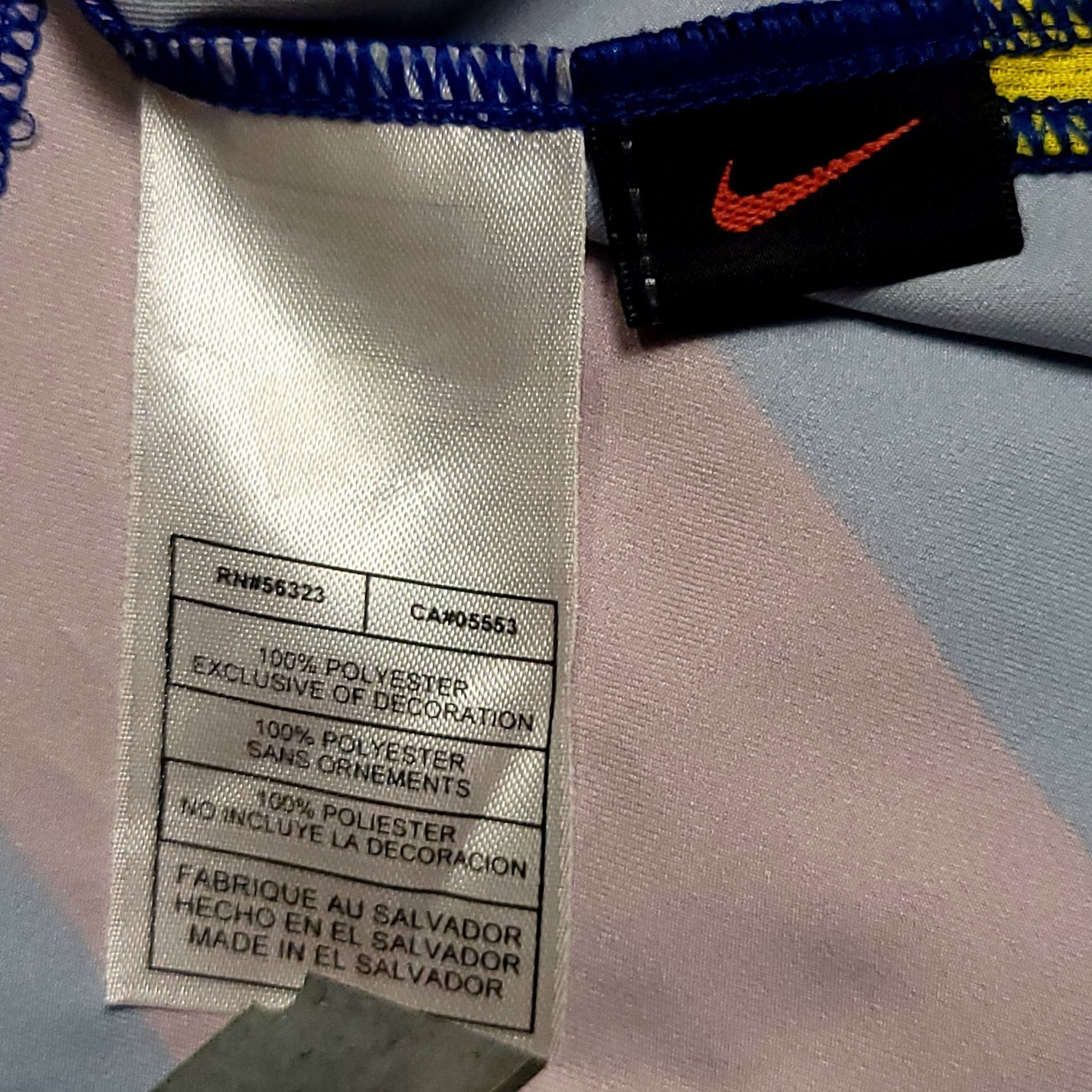 Nike Ronaldinho Barcelona 2005 2006 Soccer Jersey XL Size US XL / EU 56 / 4 - 5 Thumbnail