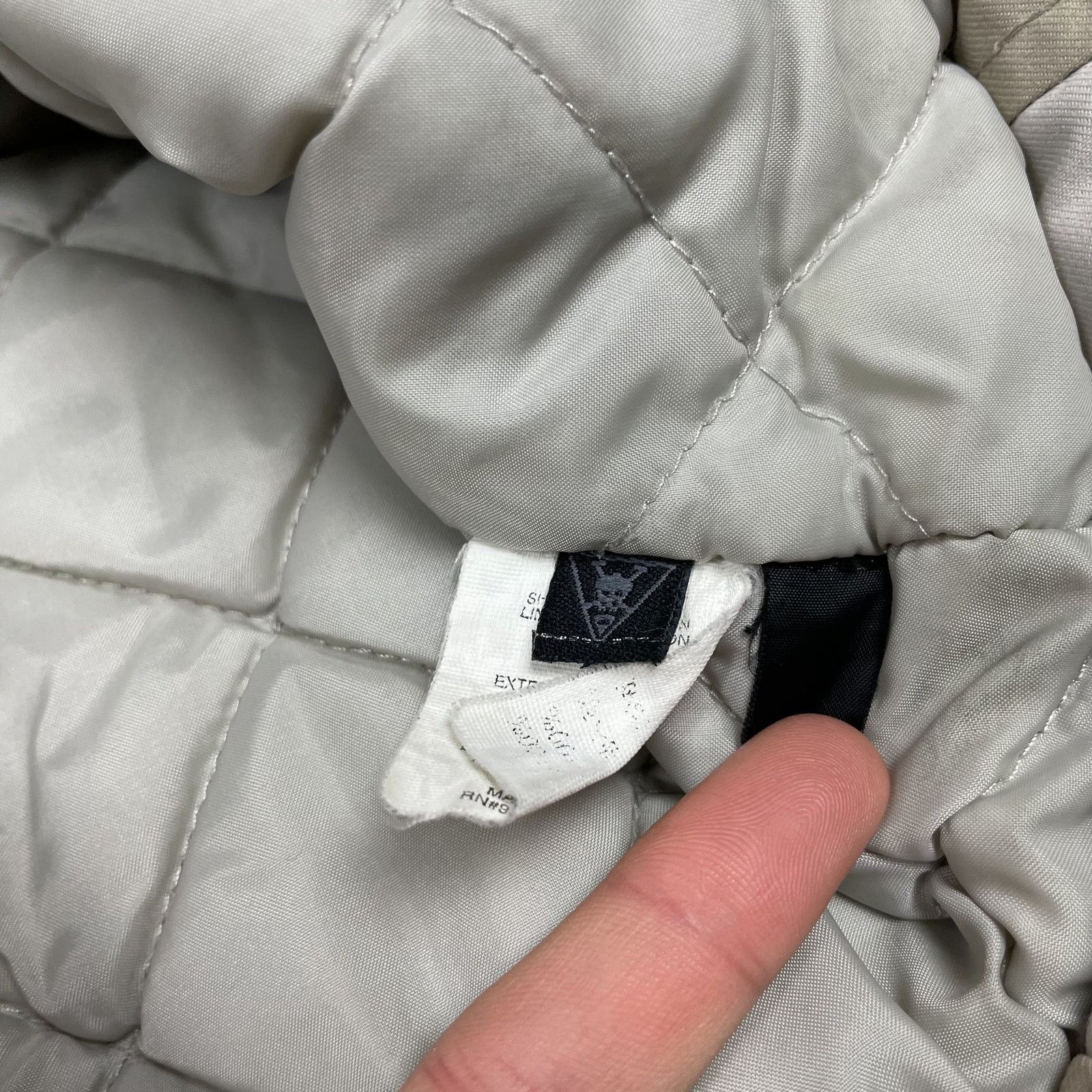 Oakley × Vintage Oakley Adults Beige Quilted Lined Outdoor Full Zip Jacket XL Size US XL / EU 56 / 4 - 12 Thumbnail
