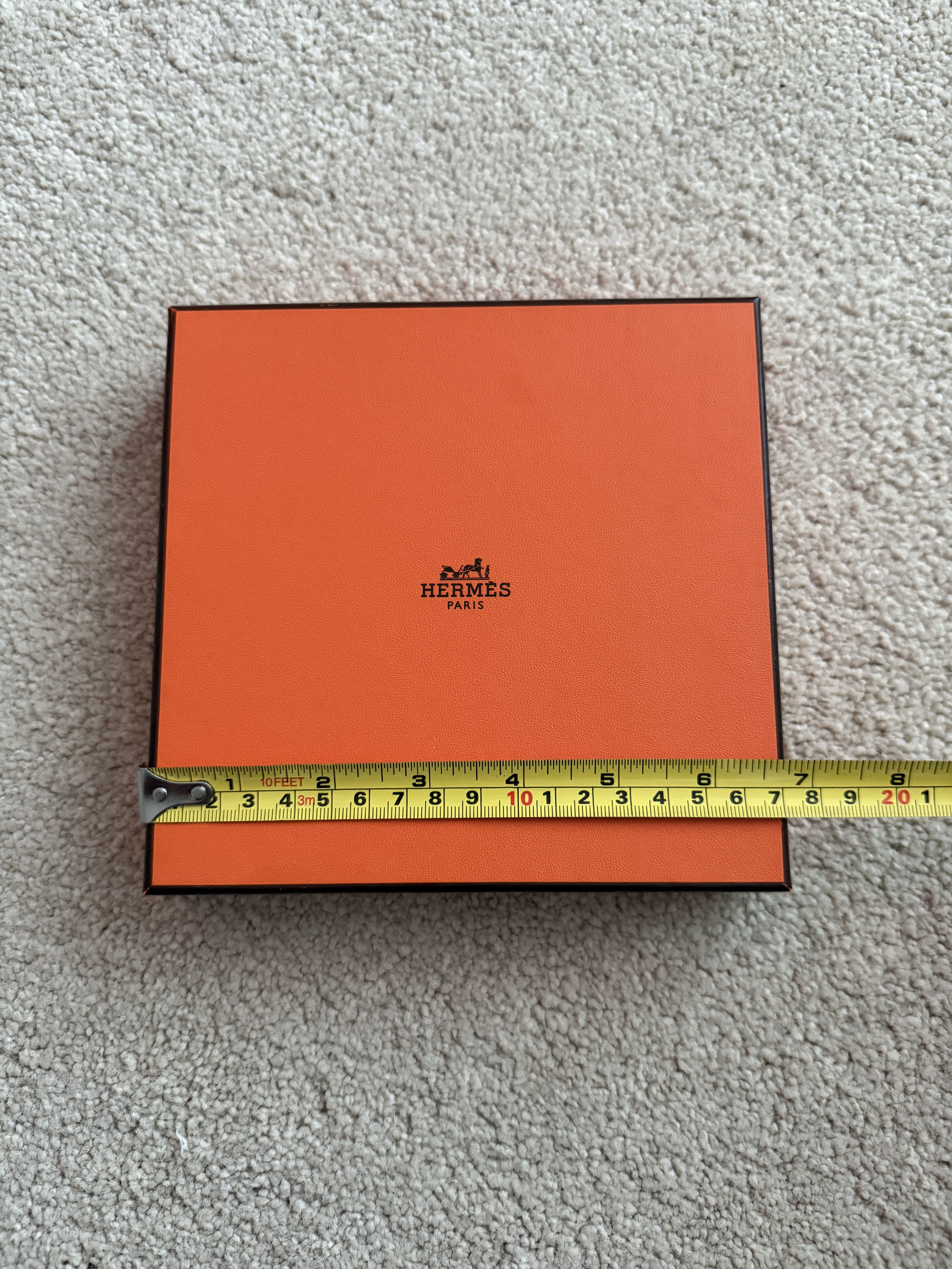 Hermes Authentic Hermes Small Gift Box - approx 7 x 6.5 inches Size ONE SIZE - 5 Thumbnail