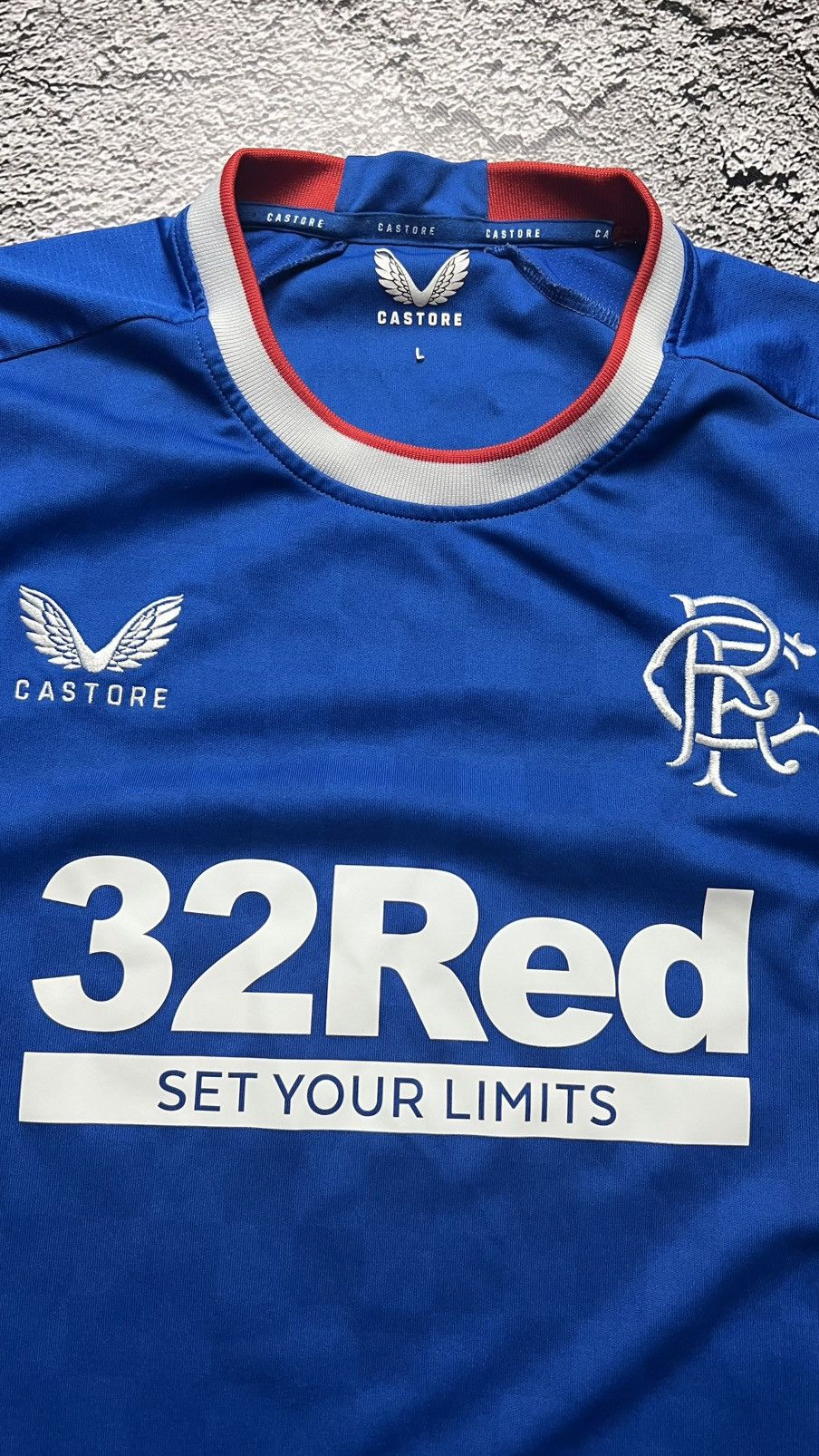Castore 2022-2023 Glasgow Rangers castore jersey Size US L / EU 52-54 / 3 - 3 Thumbnail