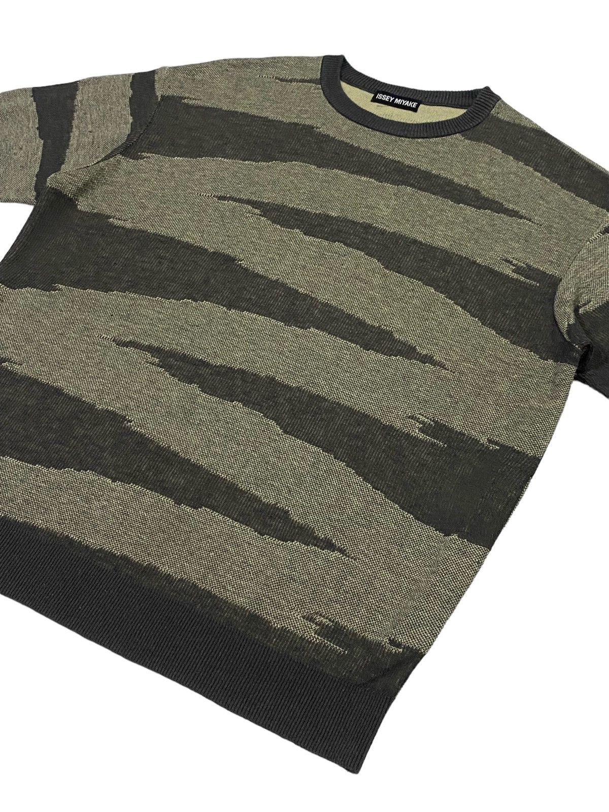 Issey Miyake Vintage Issey Miyake Short Sleeve Knit Jumper Size US M / EU 48-50 / 2 - 17 Thumbnail