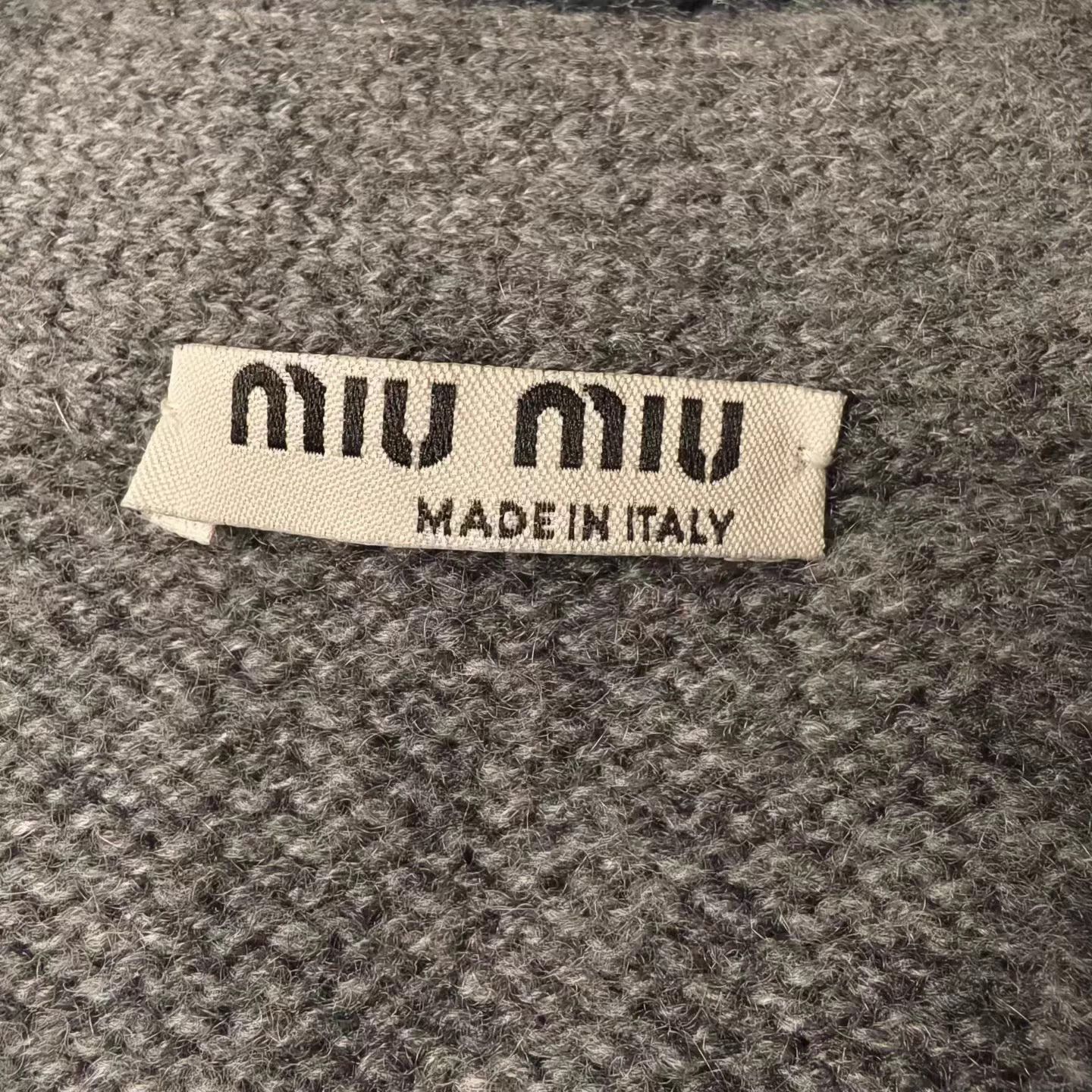 Miu Miu Miu Miu Gray Cashmere Short-Sleeve Cardigan Size S / US 4 / IT 40 - 3 Thumbnail