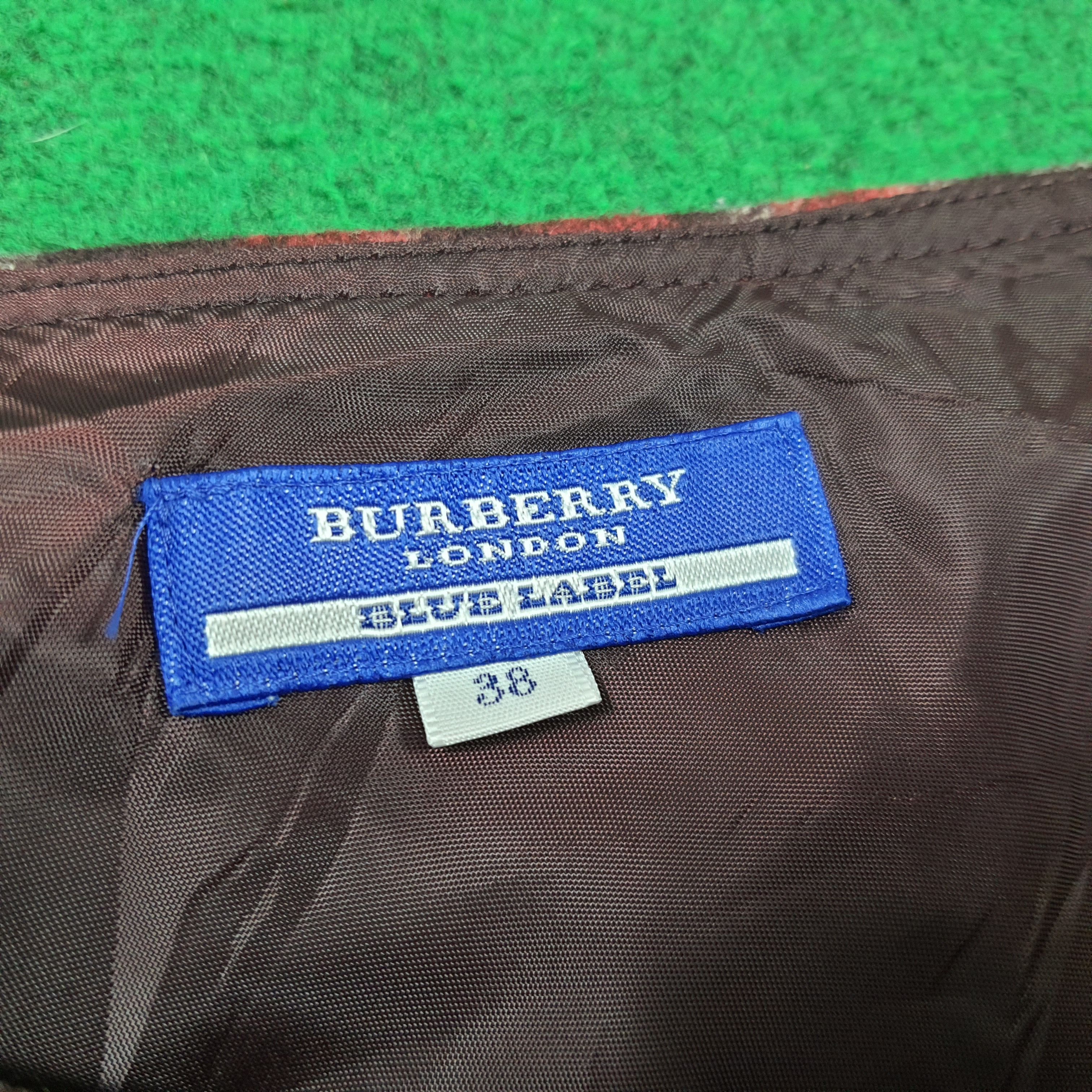 Burberry Vintage Burberry Blue Label Plaid Mini Skirt Fringe C297N28 Size 28" / US 6 / IT 42 - 5 Thumbnail