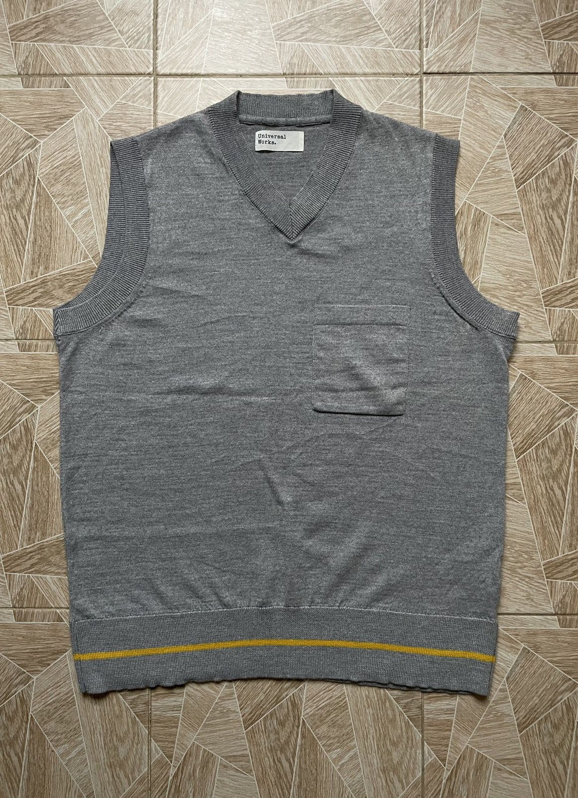 Designer × Universal Works Luxury Rare Designer Universal Works Merino Wool Grey Vest Size US XL / EU 56 / 4 - 1 Thumbnail