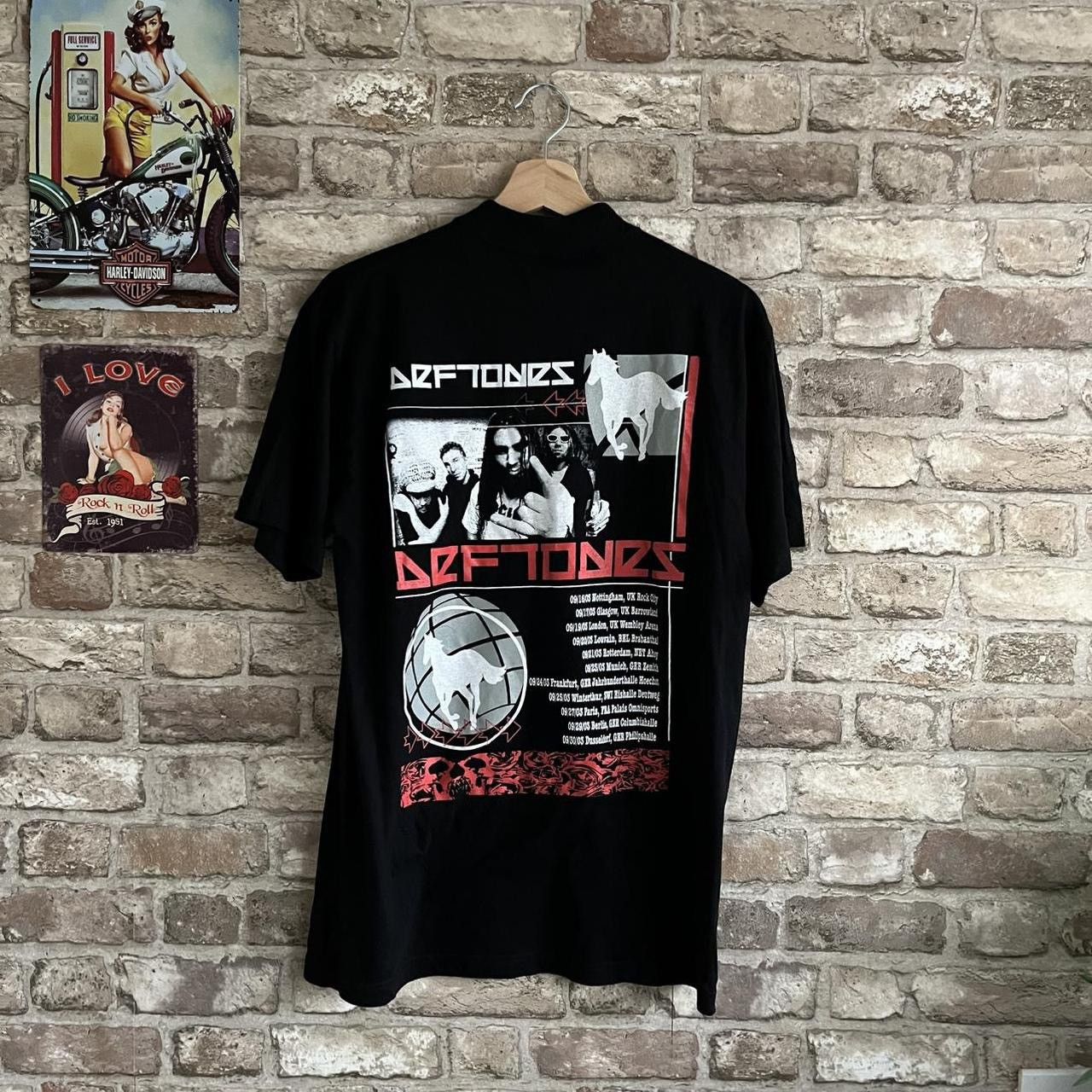 Other Y2K 00s Deftones nu metal band tee Size US S / EU 44-46 / 1 - 2 Thumbnail