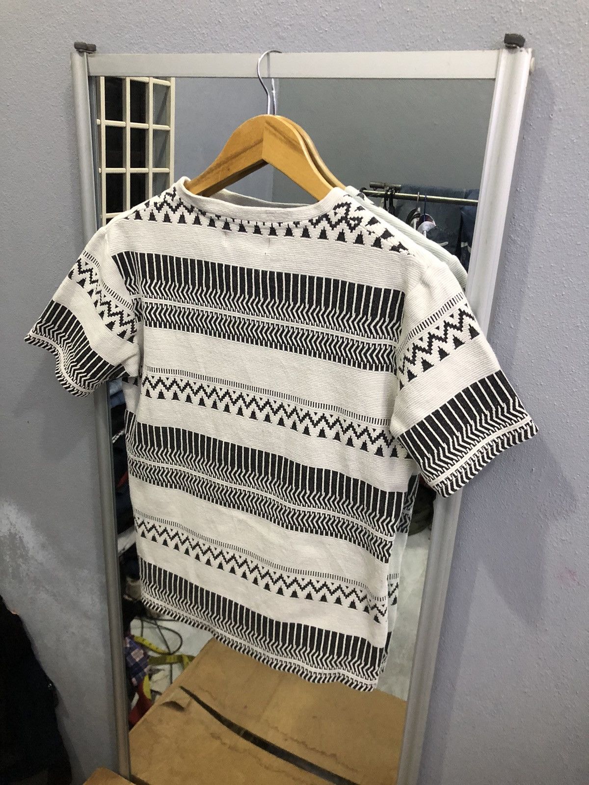 In The Attic in the attic Textured Zigzag Knit Tee Size US S / EU 44-46 / 1 - 9 Thumbnail