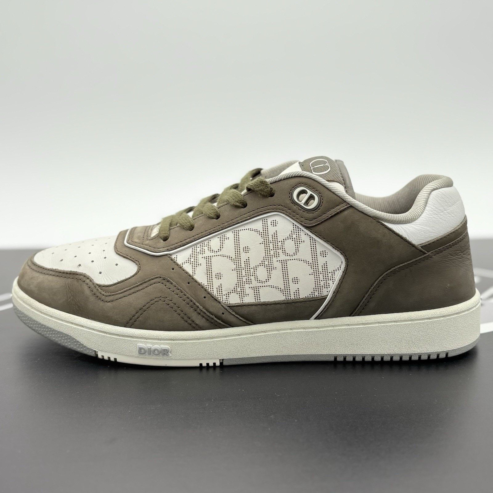 Dior Dior B27 Low Dior ' Olive White ' | GREAT CONDITION! Size US 12 / EU 45 - 8 Thumbnail