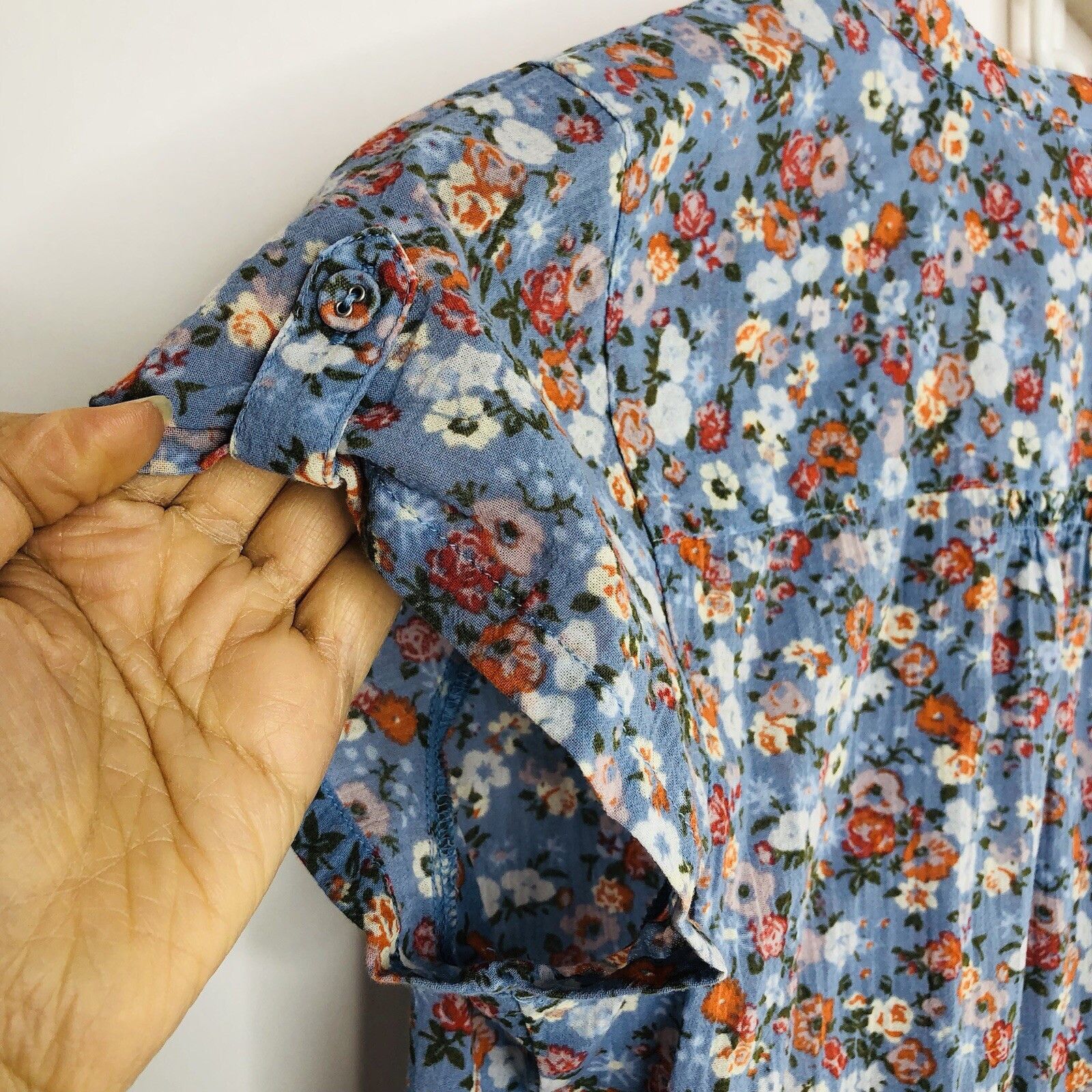 Eddie Bauer Eddie Bauer Cotton Button Up Floral Womens Top Sz S Size S / US 4 / IT 40 - 6 Thumbnail