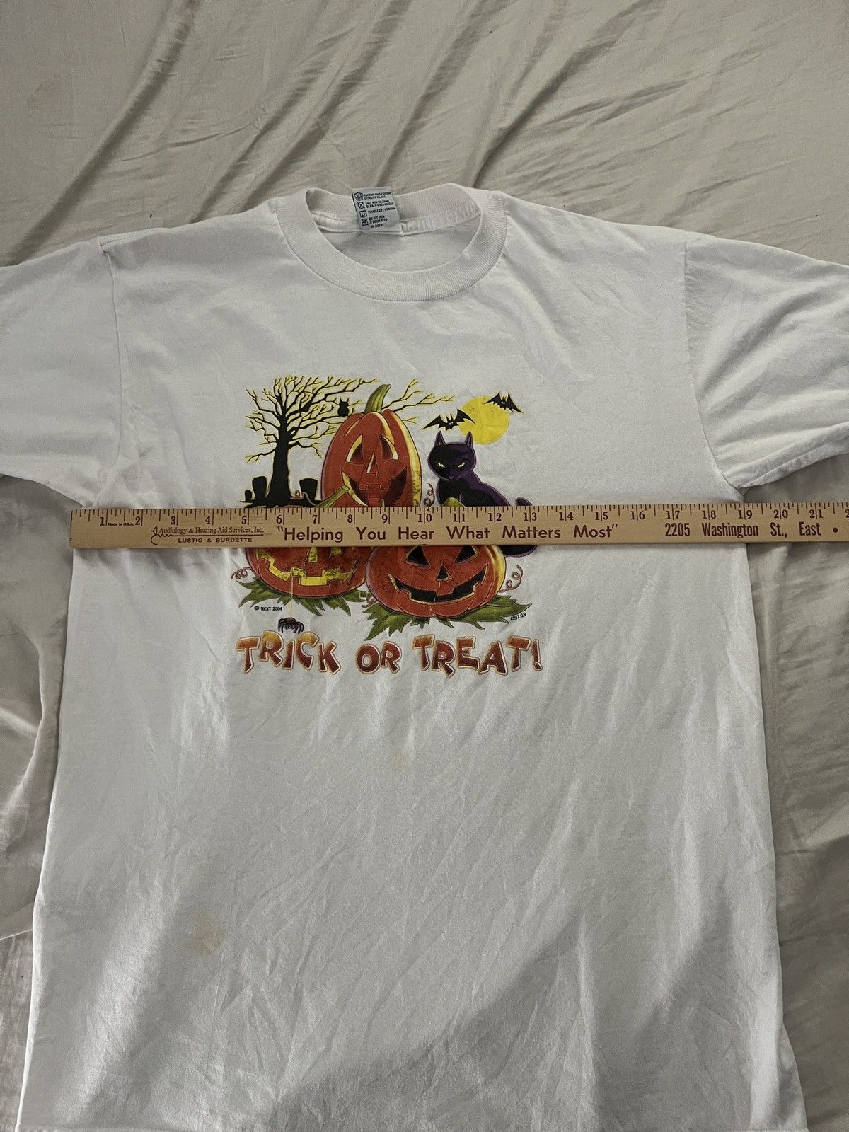 Other Vintage 2004 Trick or Treat Halloween Cat Graphic T Shirt Size US L / EU 52-54 / 3 - 7 Thumbnail