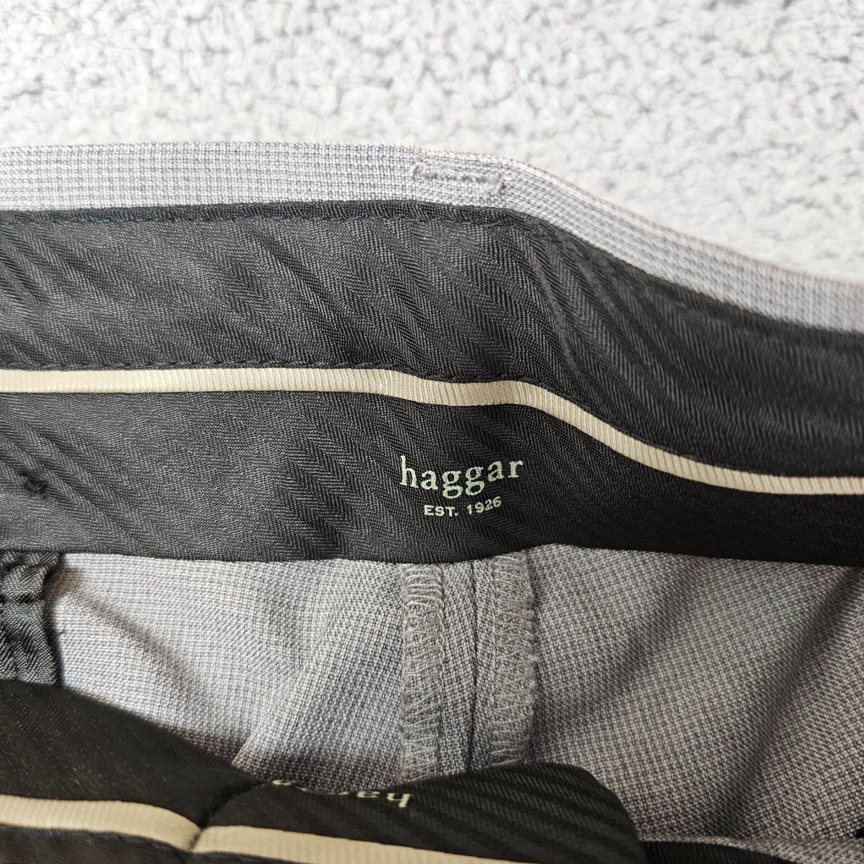 Haggar Haggar Dress Pants Mens 34x32 Grey Straight Fit Flat Front Comfort Waist Knit Polyester Slacks Regular Size US 34 / EU 50 - 3 Thumbnail