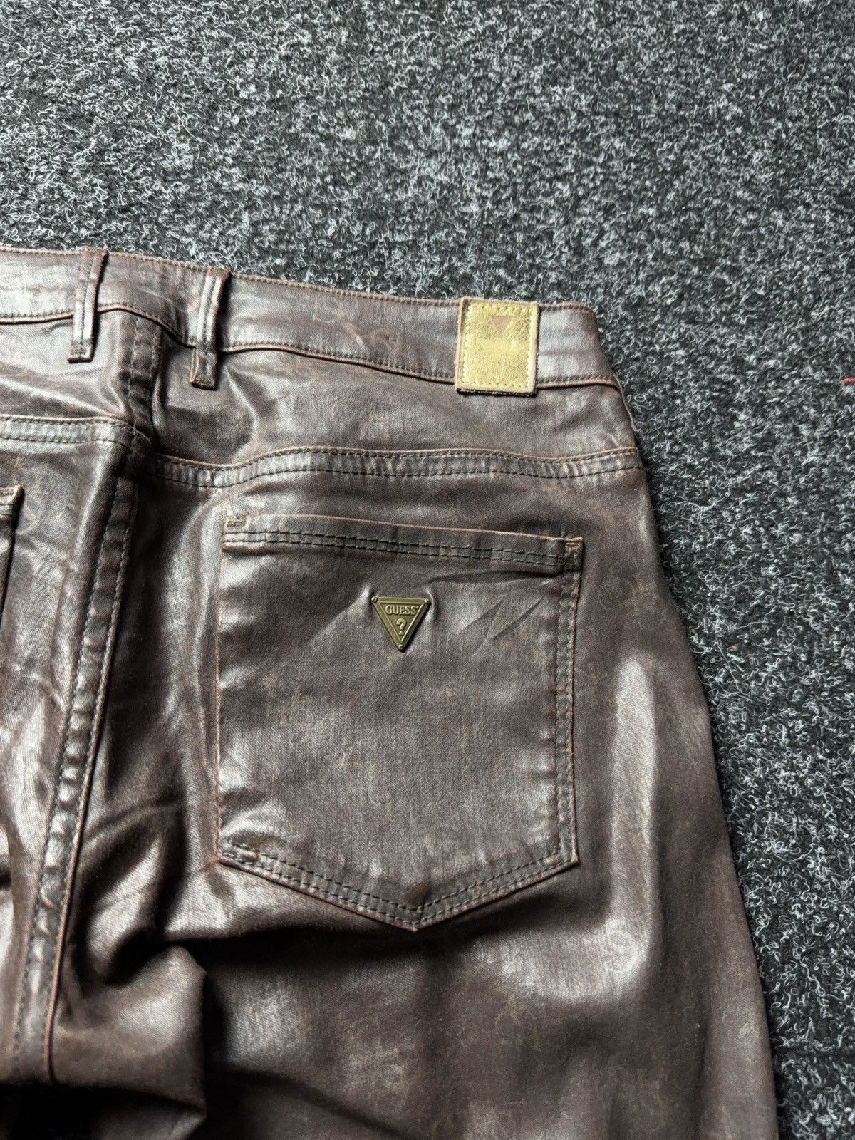 Guess Luxury 00s Guess Monogram Coated Jeans Brown Glossy Finish Size 27" / US 4 / IT 40 - 14 Thumbnail