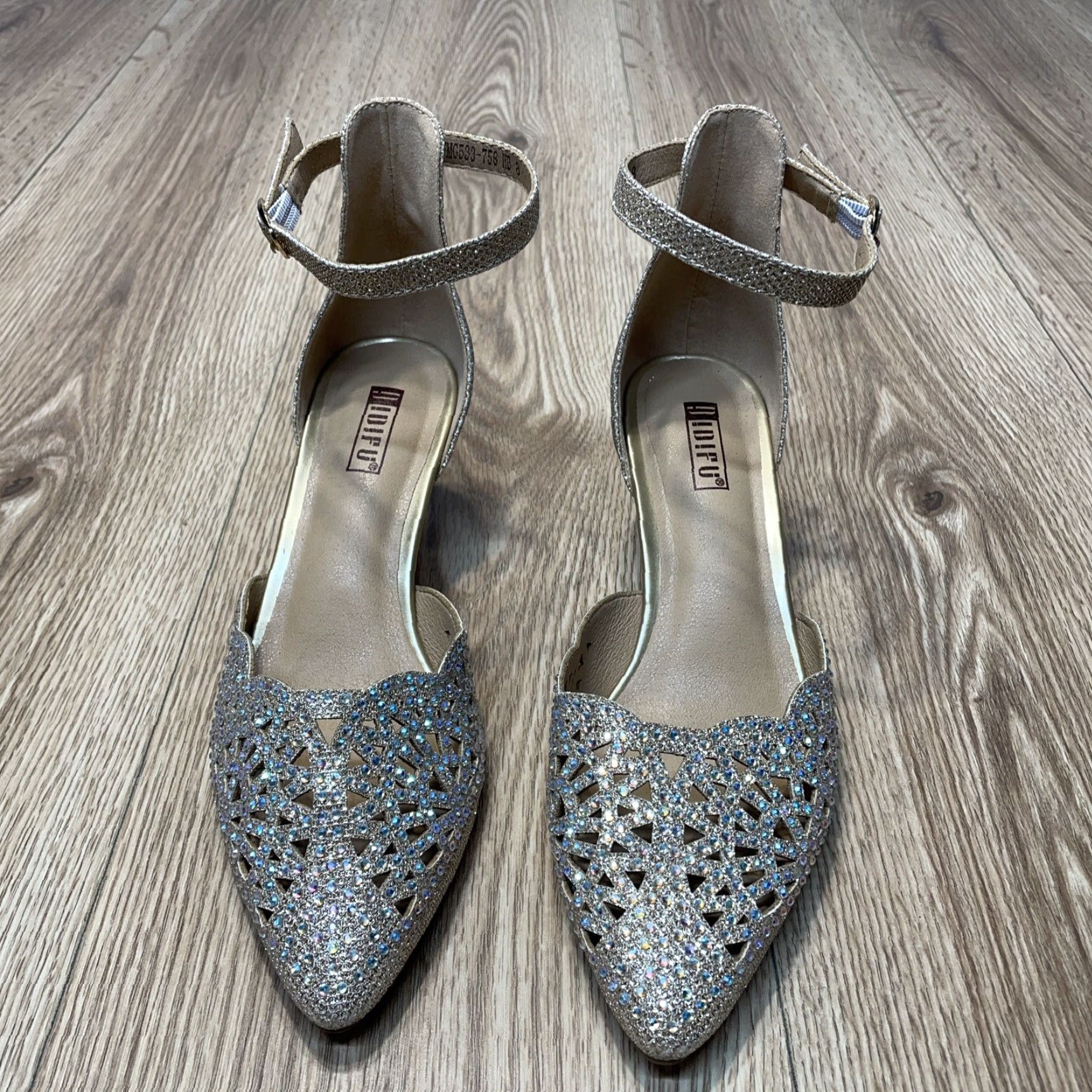Vintage IDIFU Women's Silver Rhinestone Sequin Ankle Strap Heels Size 8 Open Toe Wedding Pump Size US 8 / IT 38 - 2 Thumbnail