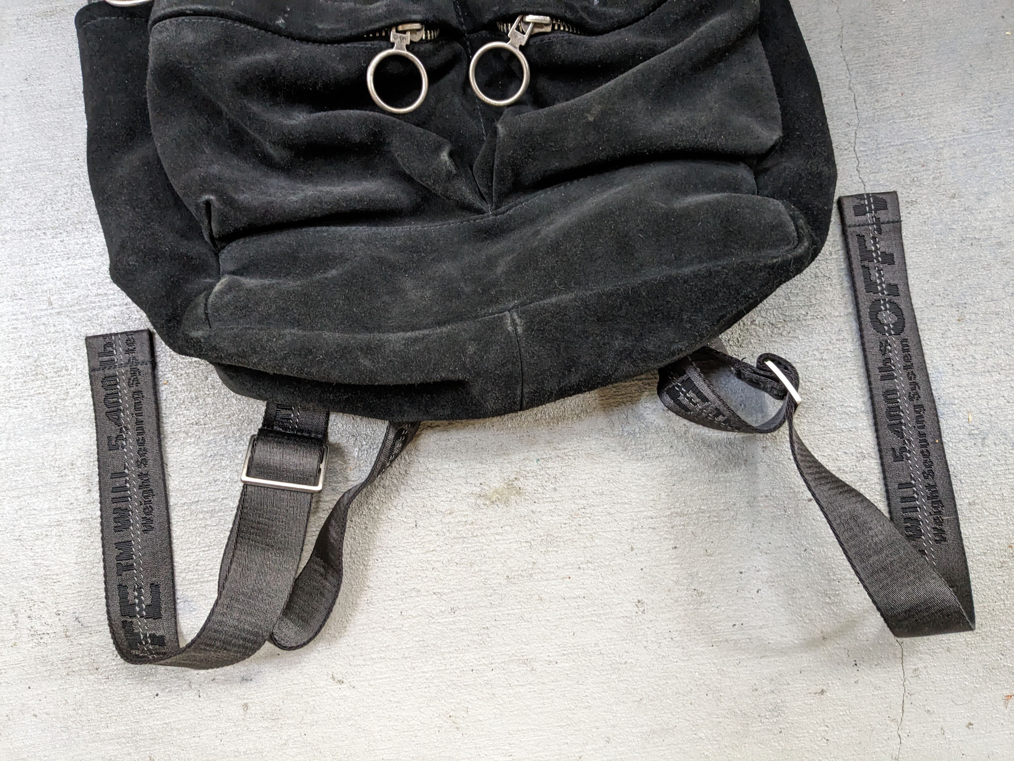 Off white backpack leather online
