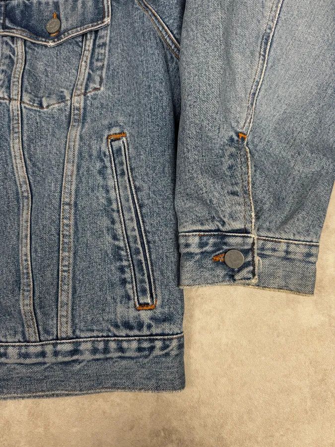 Armani 1990s Armani Light Blue Denim Jacket Size US L / EU 52-54 / 3 - 8 Thumbnail