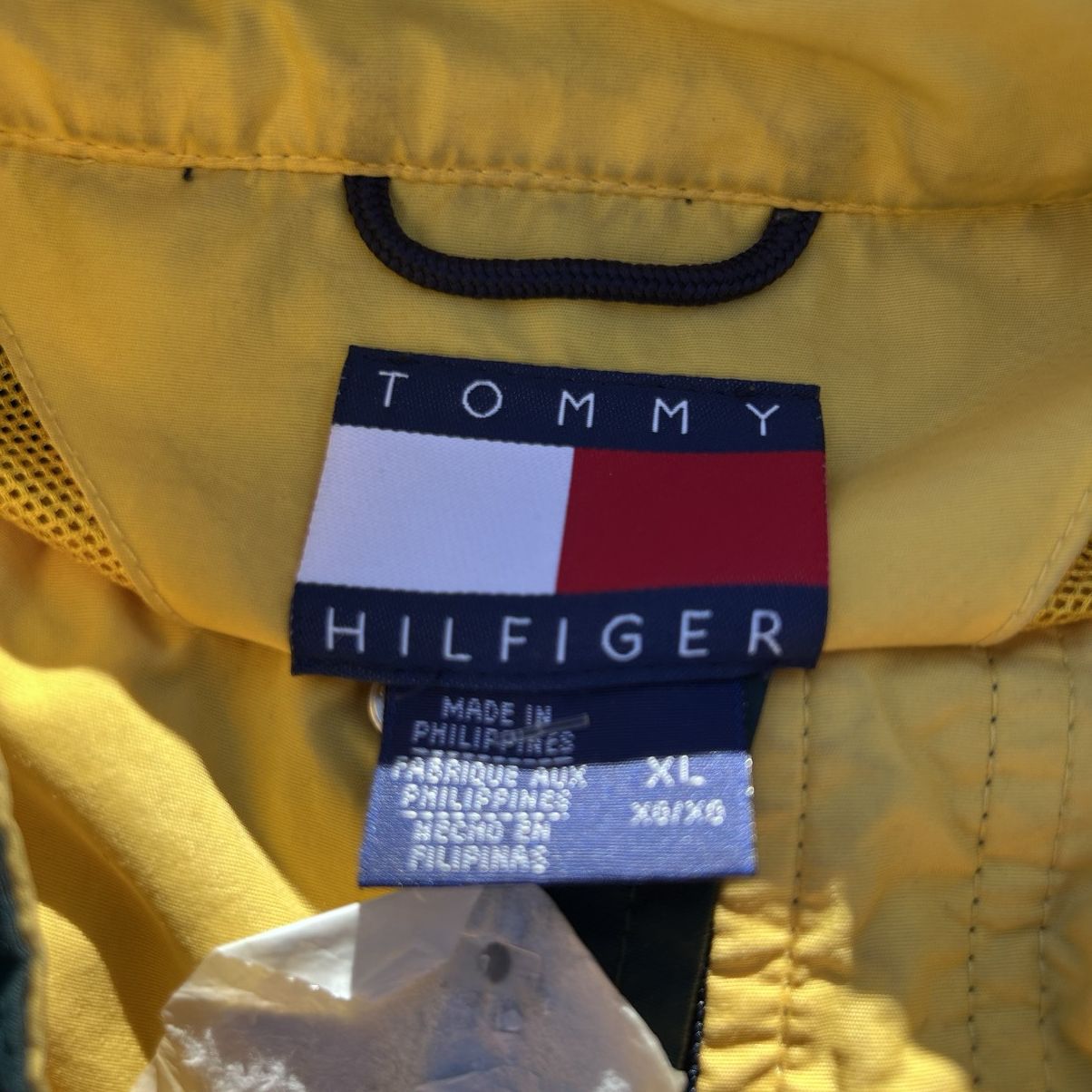 Tommy Hilfiger Tommy Hilfiger Colorblock Pullover Windbreaker Jacket Size US XL / EU 56 / 4 - 4 Thumbnail