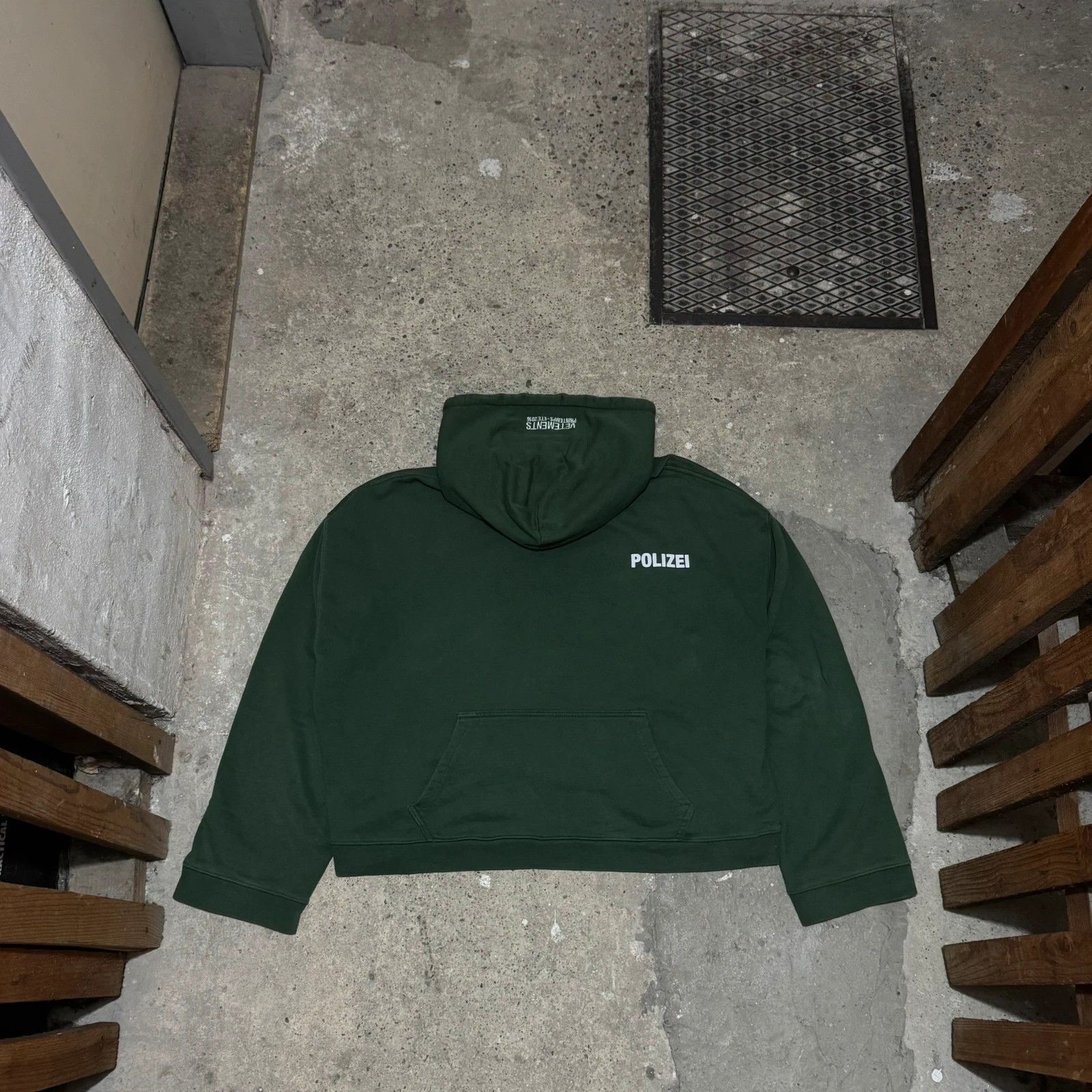Vetements S/S 16 Vetements reversible “Polizei” cropped hoodie Size US M / EU 48-50 / 2 - 1 Thumbnail