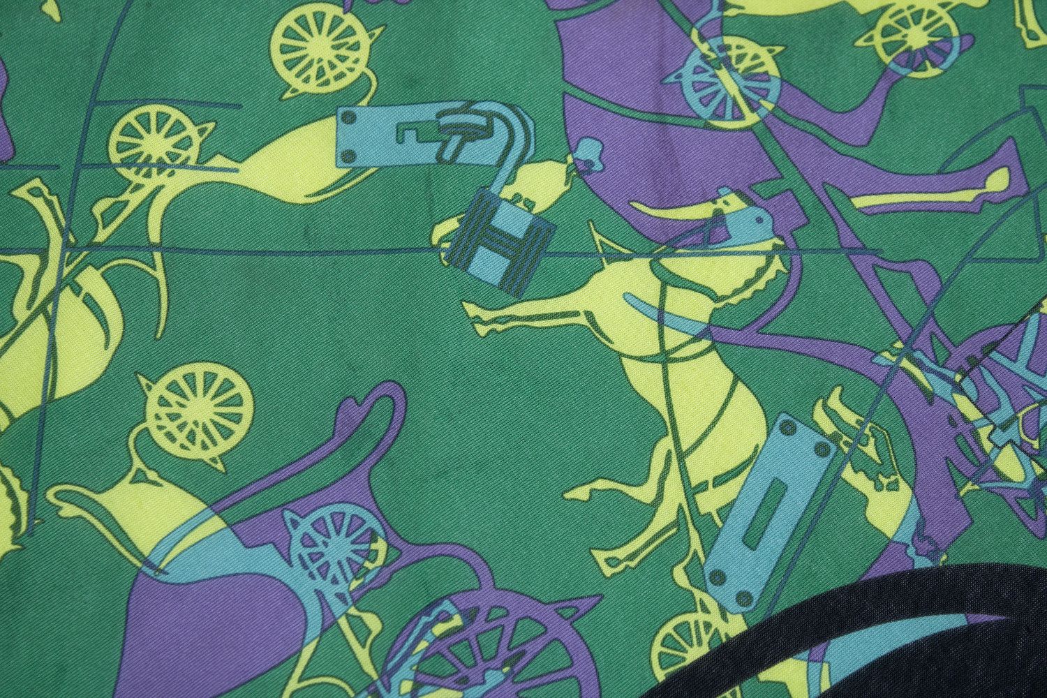 Hermes Hermes, Kelly horse carriage silk scarf in purple Size ONE SIZE - 6 Thumbnail