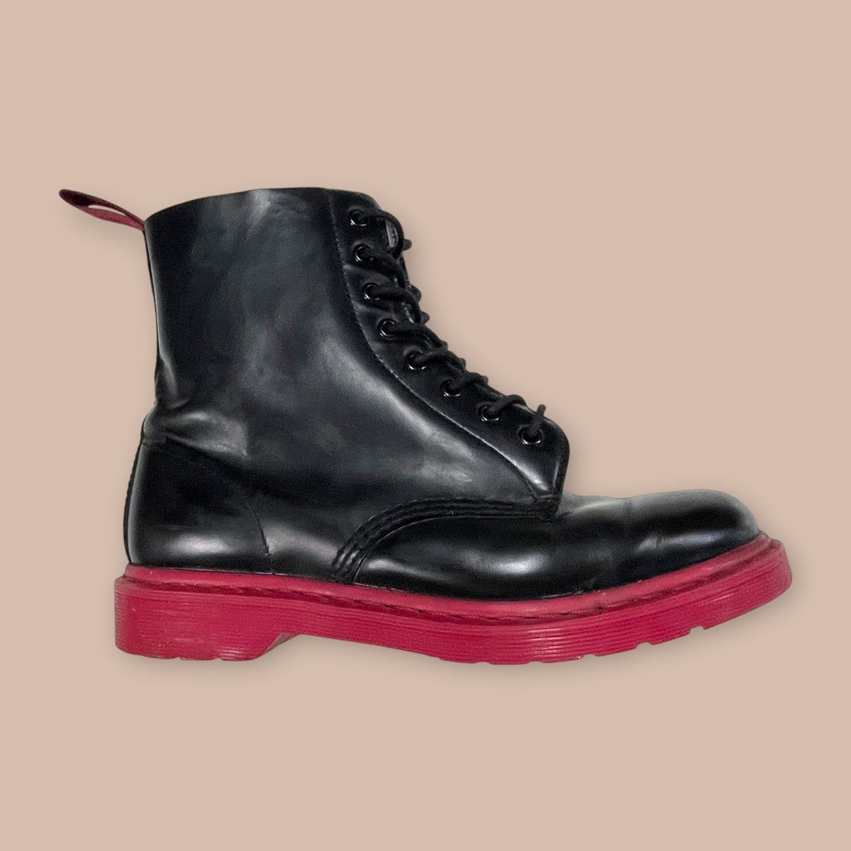 Dr. Martens Dr. Martens® 1460 8 eyelets Black and Red Boots Size US 10 / EU 43 - 9 Thumbnail