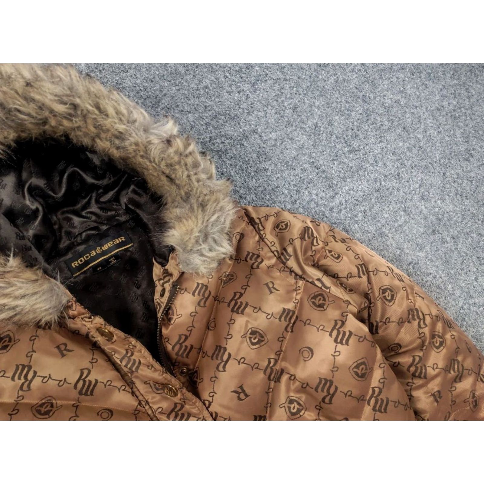 Rocawear Vintage Rocawear Brown Puffer Jacket XS Women Short Logo Down Quilted 90s Hip Hop Vintage y2k Japan Fur Cropped LGB if six was nine Style Size XS / US 0-2 / IT 36-38 - 6 Thumbnail