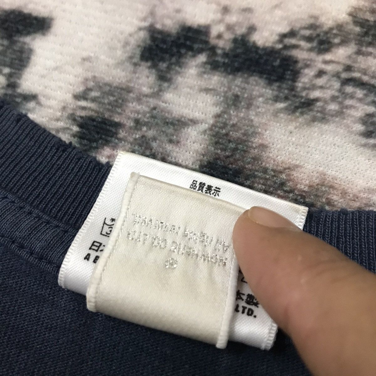 Bape NYC Logo Tee Size US L / EU 52-54 / 3 - 10 Thumbnail