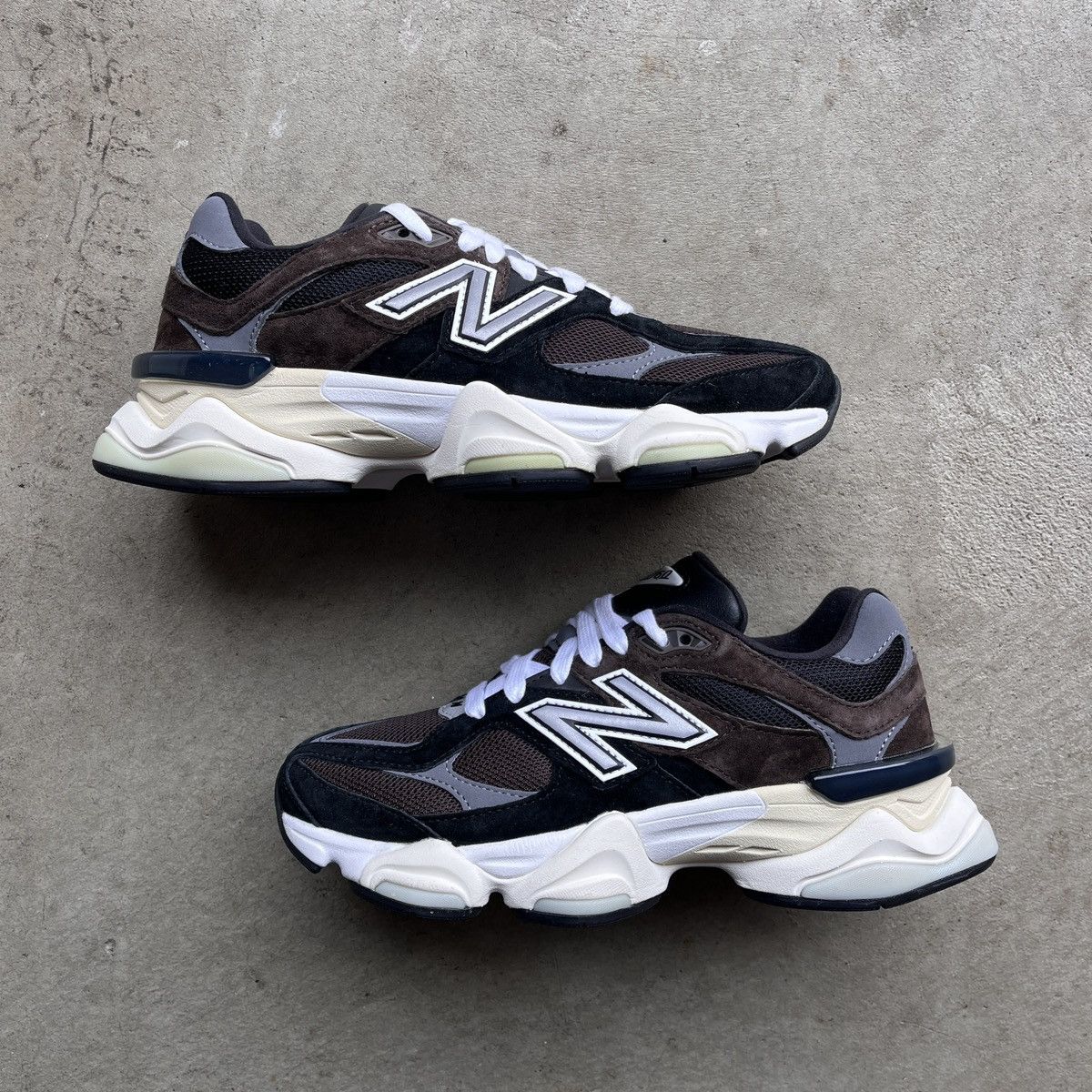 New Balance New Balance 9060 Brown Black Size US 5 / EU 37 - 2 Thumbnail