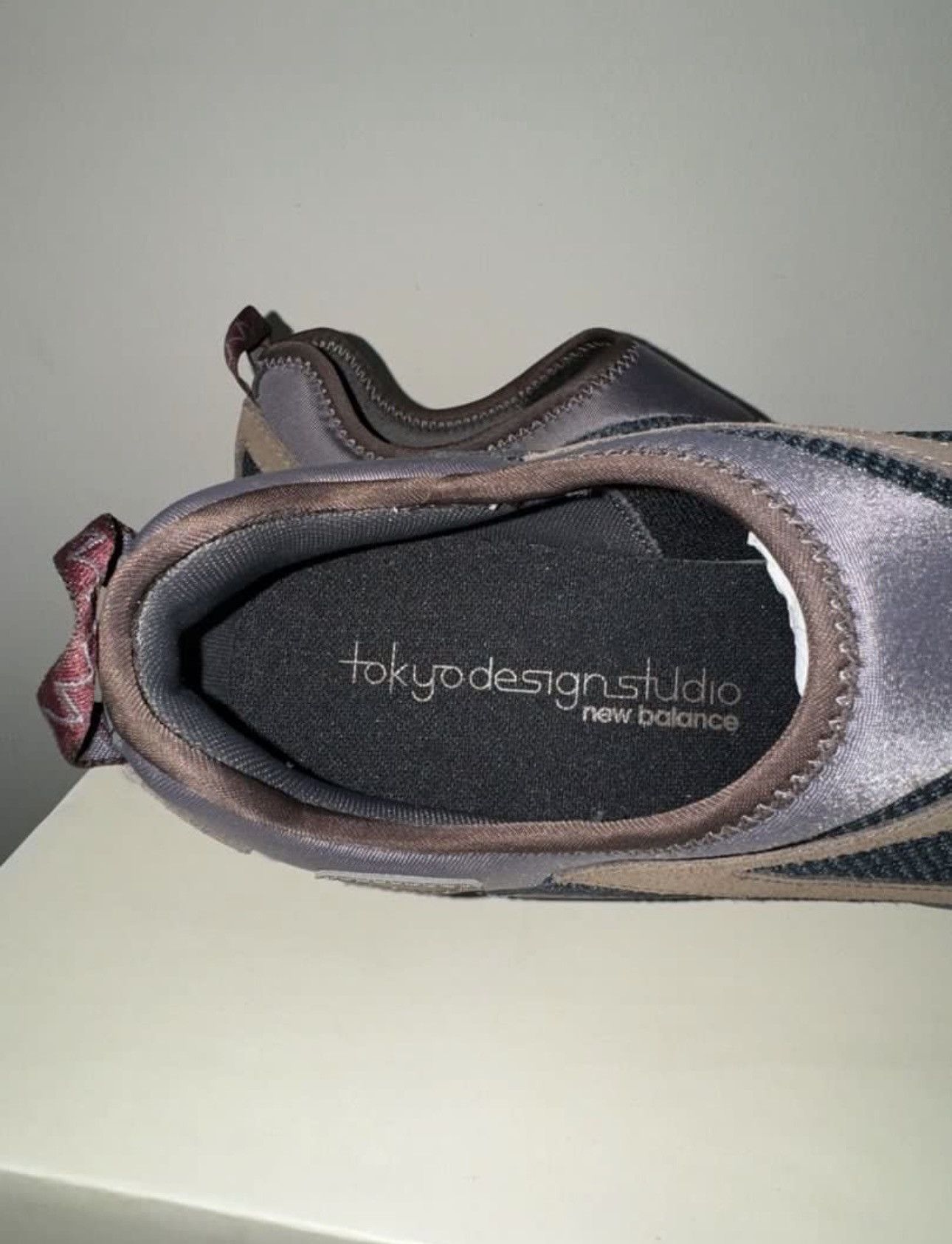 New Balance New Balance Tokyo Design Studio 610 Slip-On Brown Black Size US 9 / EU 42 - 6 Thumbnail