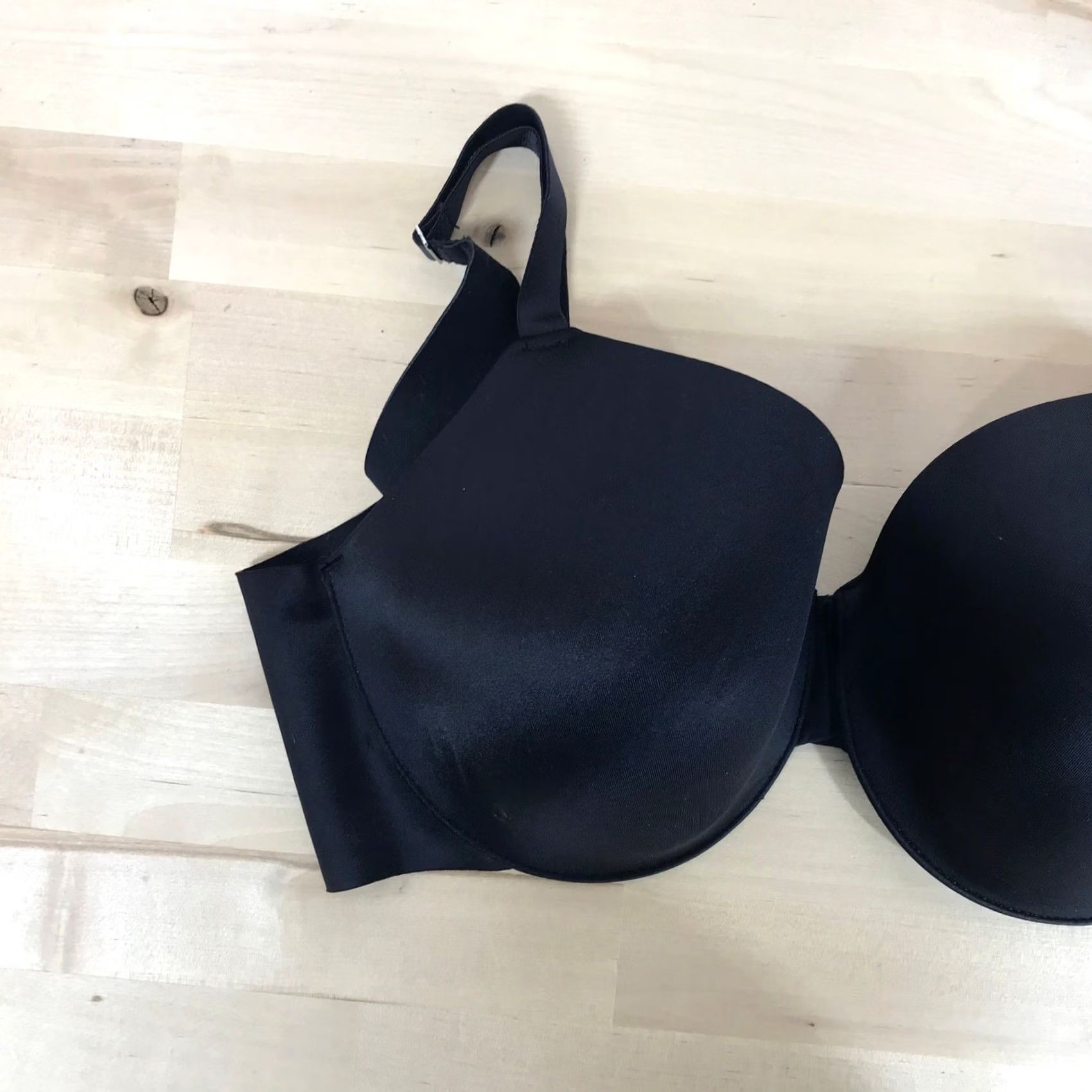 Vintage Soma Vanishing Back Full Coverage Bra Black 38D Underwire Seamless T-Shirt Bra Womens Plus Size ONE SIZE - 2 Thumbnail