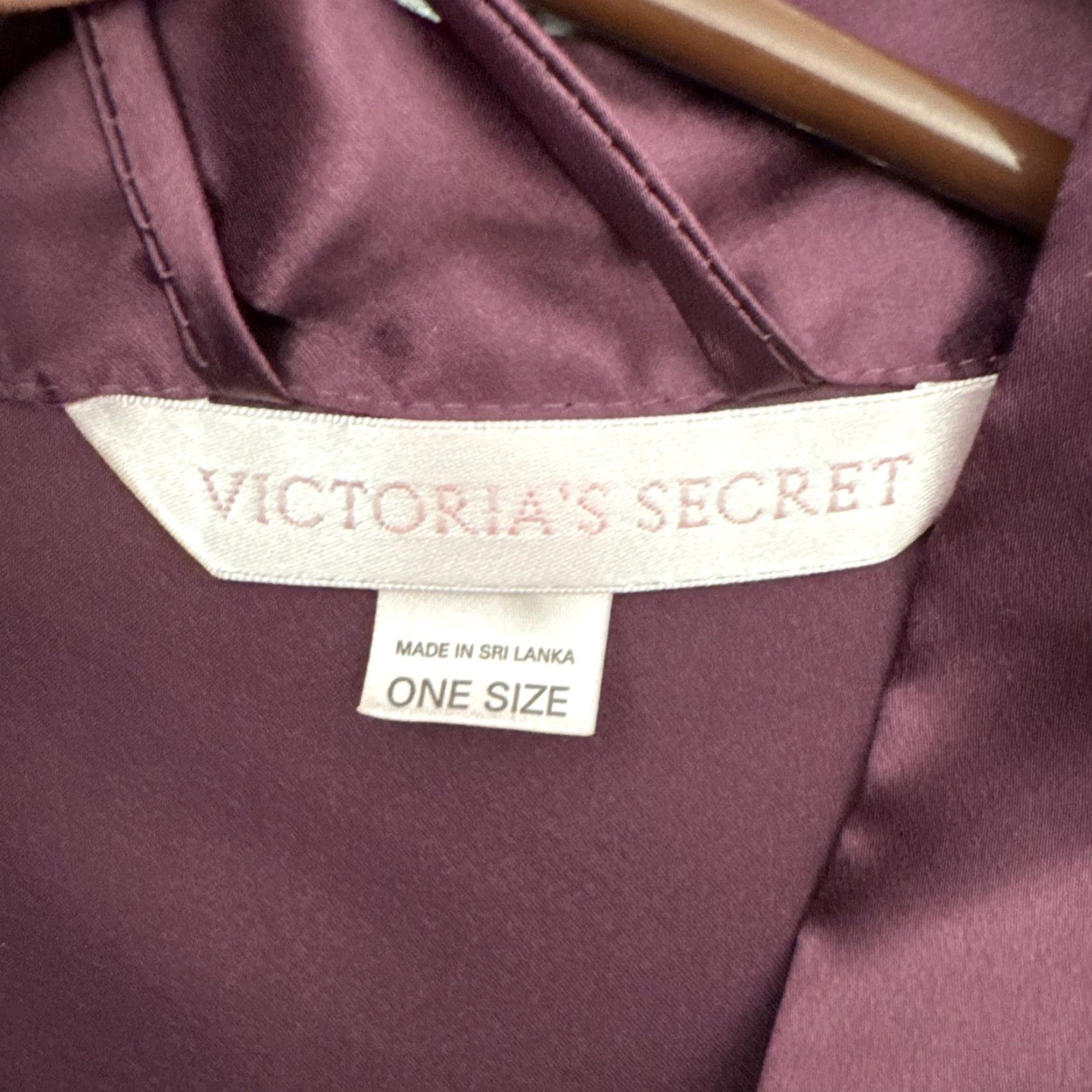 Victoria's Secret Victoria's Secret Robe Womens One Size Satin Kimono V-Neck Tie Short Sleeve Purple 90s Love Y2K Style Women/M Size ONE SIZE - 5 Thumbnail