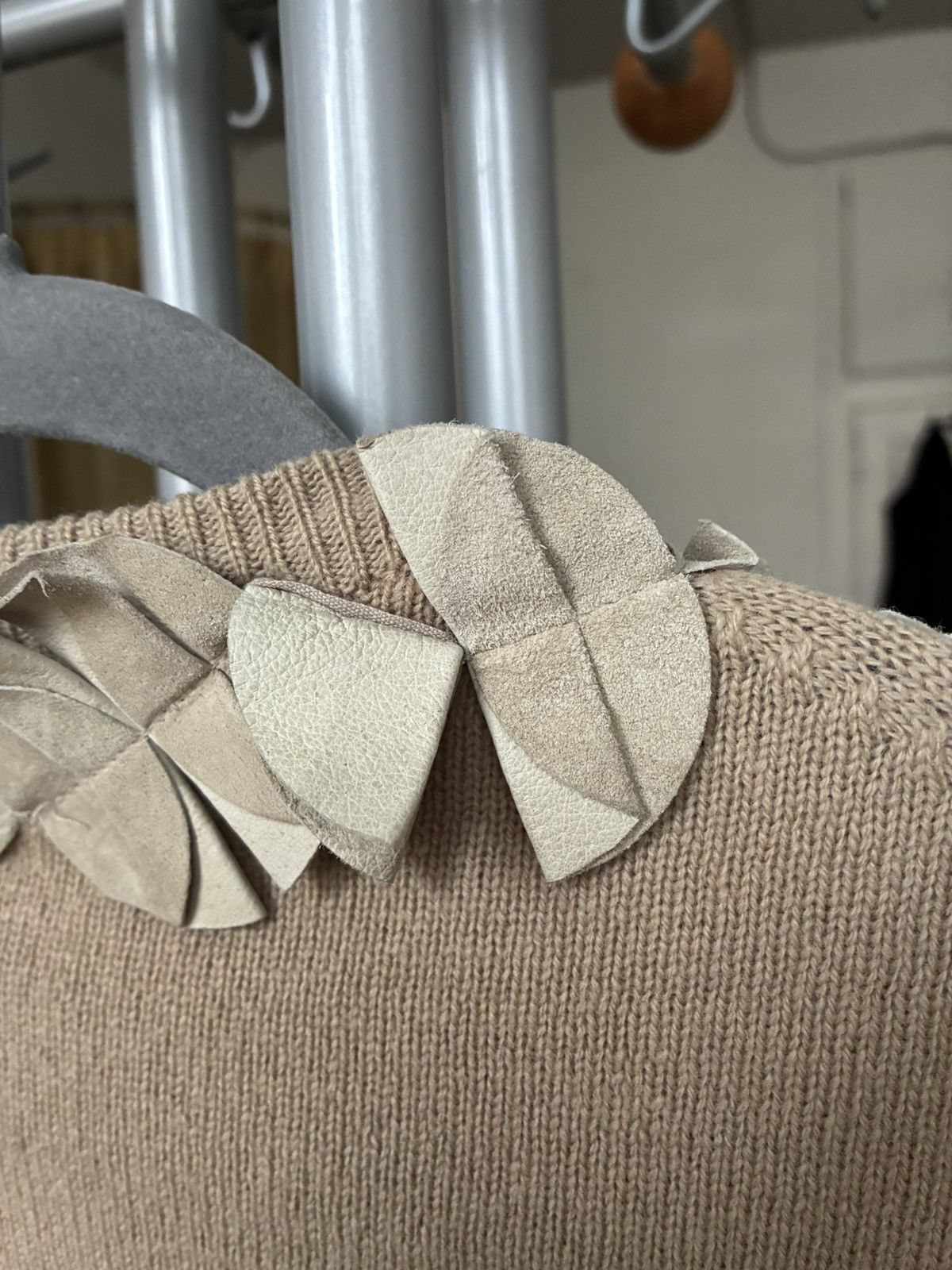 ATSURO TAYAMA ATSURO TAYAMA Vintage Suede Floral Appliqué Draped Cardigan Size ONE SIZE - 8 Thumbnail