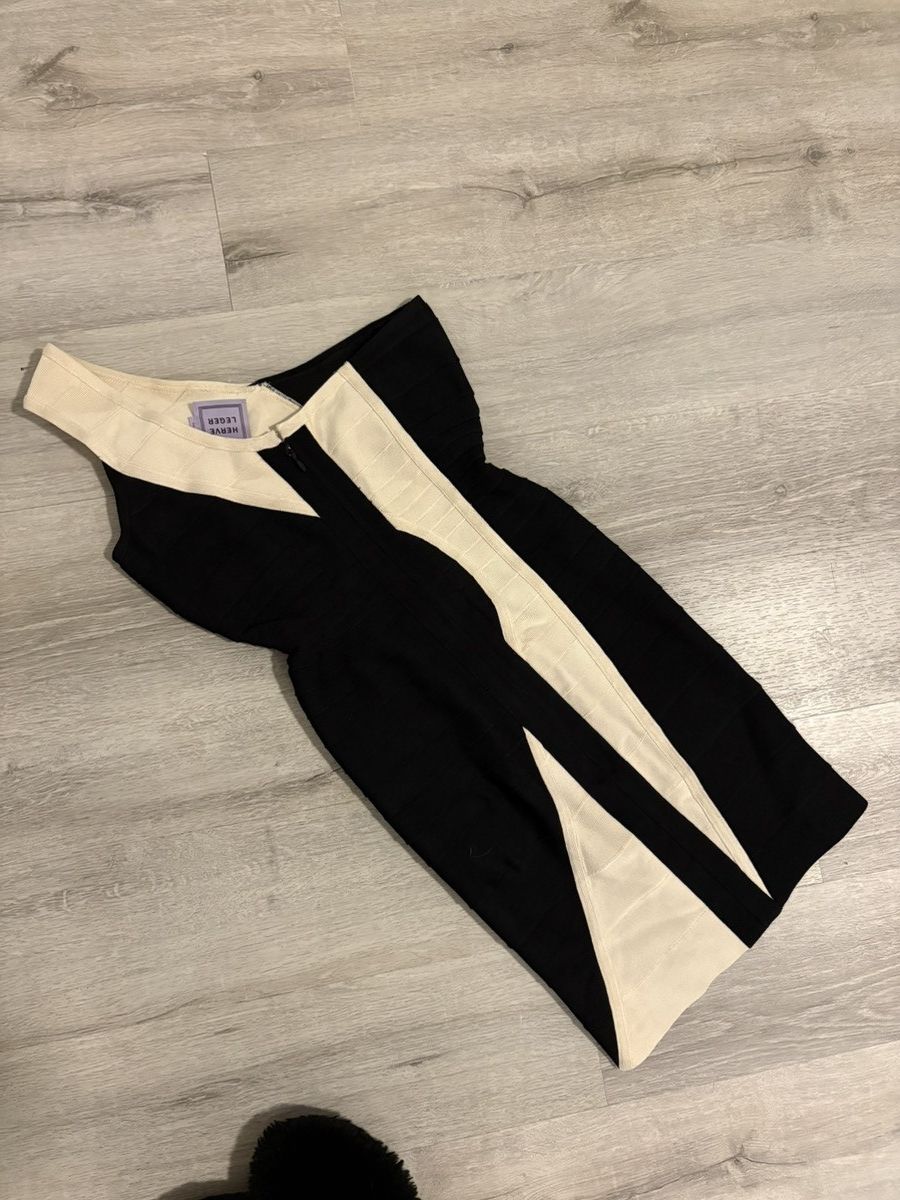 Herve Leger Herve Leger Bandage Dress Size XS / US 0-2 / IT 36-38 - 3 Thumbnail