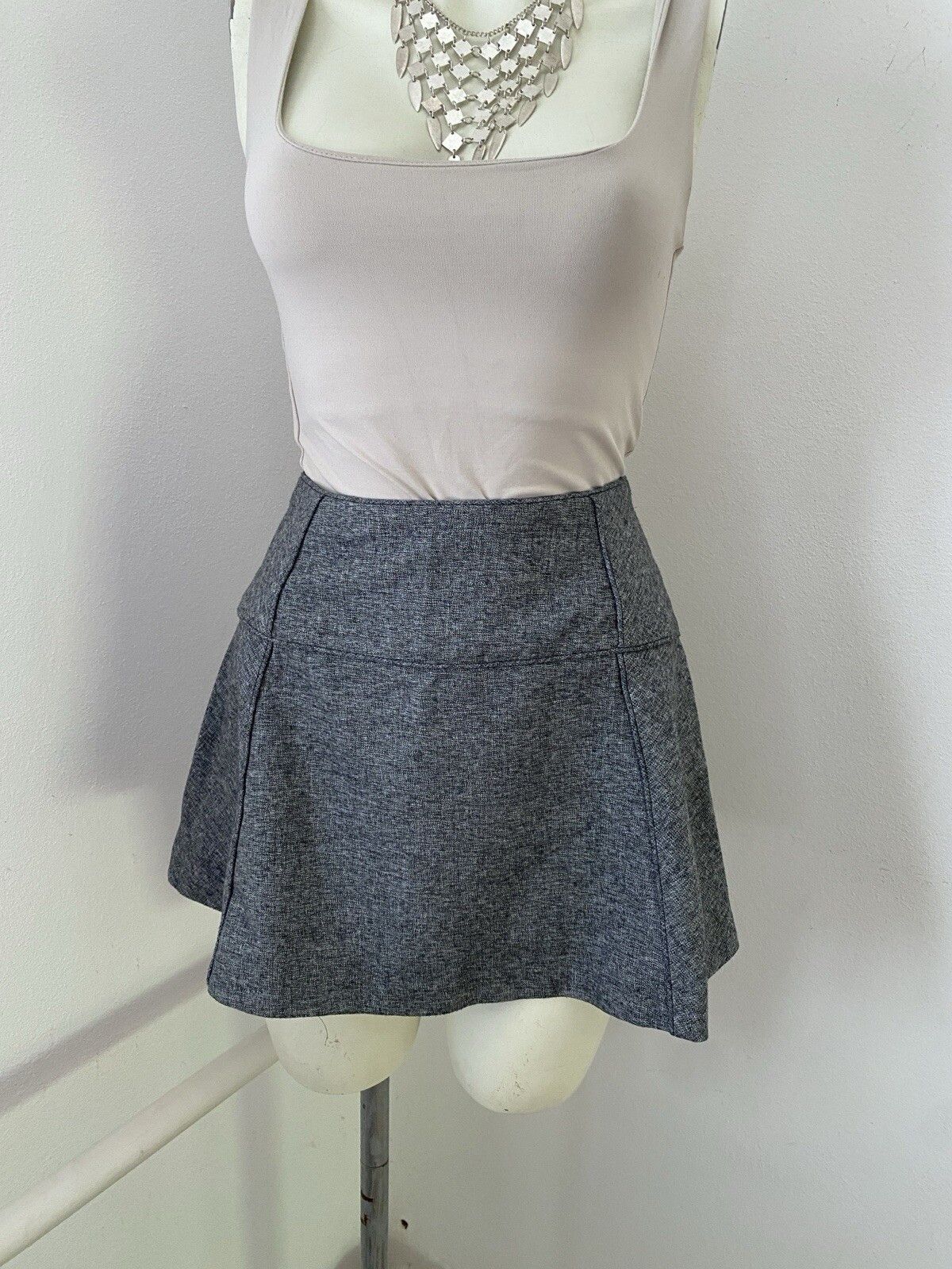 Other Zara Mini Micro Skirt Grey Size XS Ol5 Size 28" / US 6 / IT 42 - 1 Thumbnail