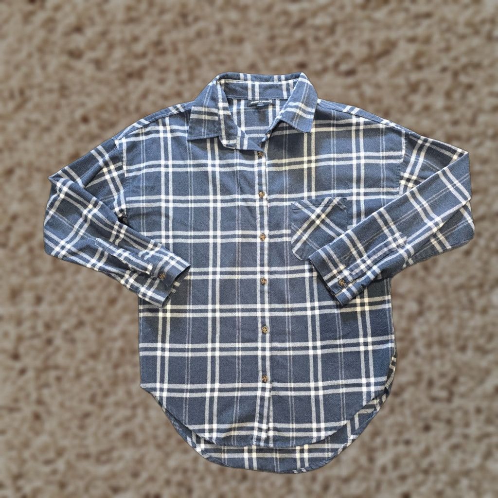 Brandy Melville Brandy Melville Top Womens One Size Gray Plaid Flannel Button Up Casual Capsule Shirt Size ONE SIZE - 1 Thumbnail